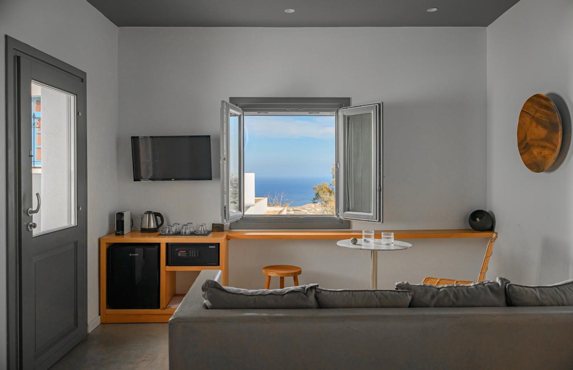 Deluxe Double Room Side Sea View