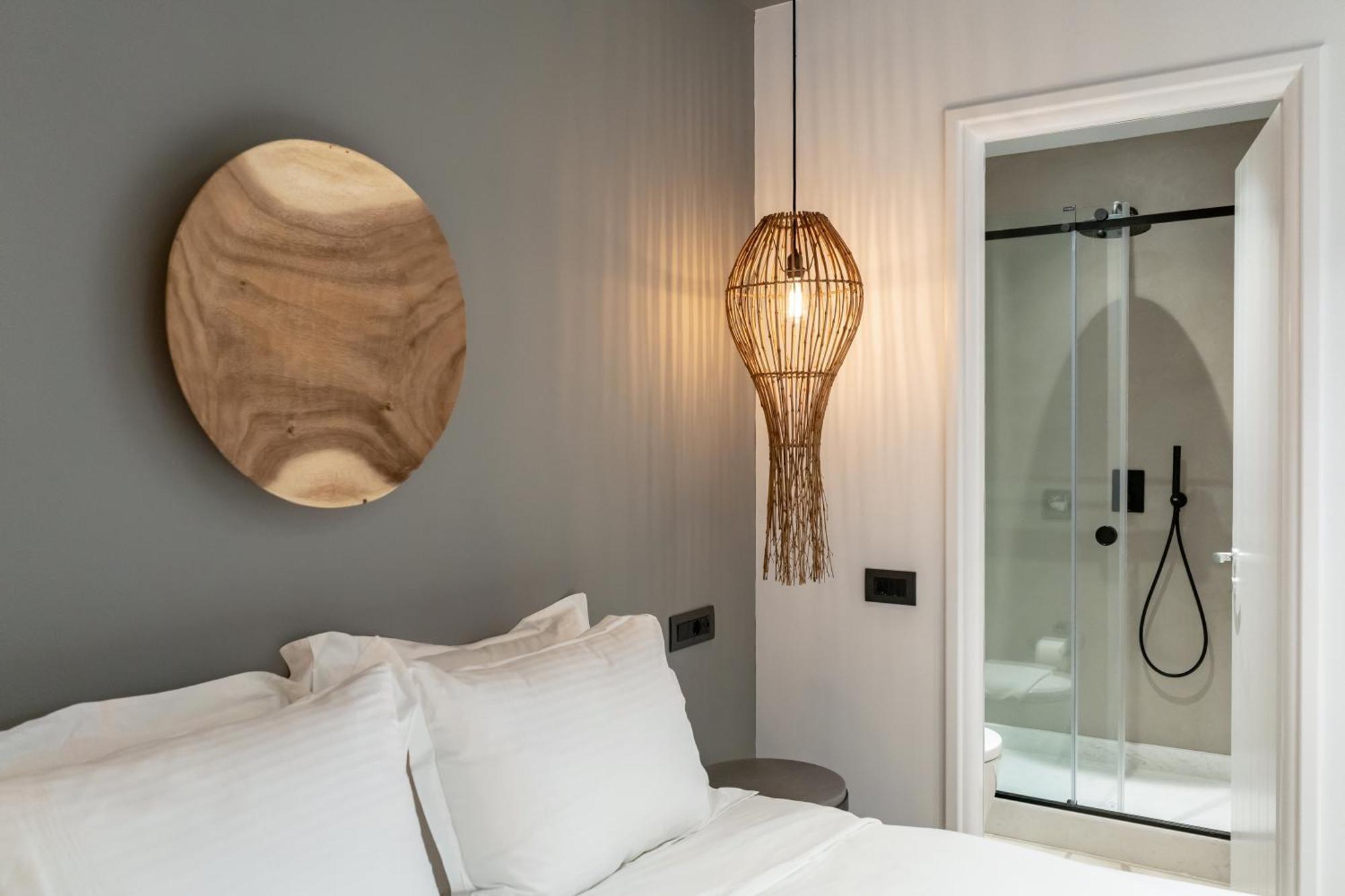 Deluxe Double Room Side Sea View