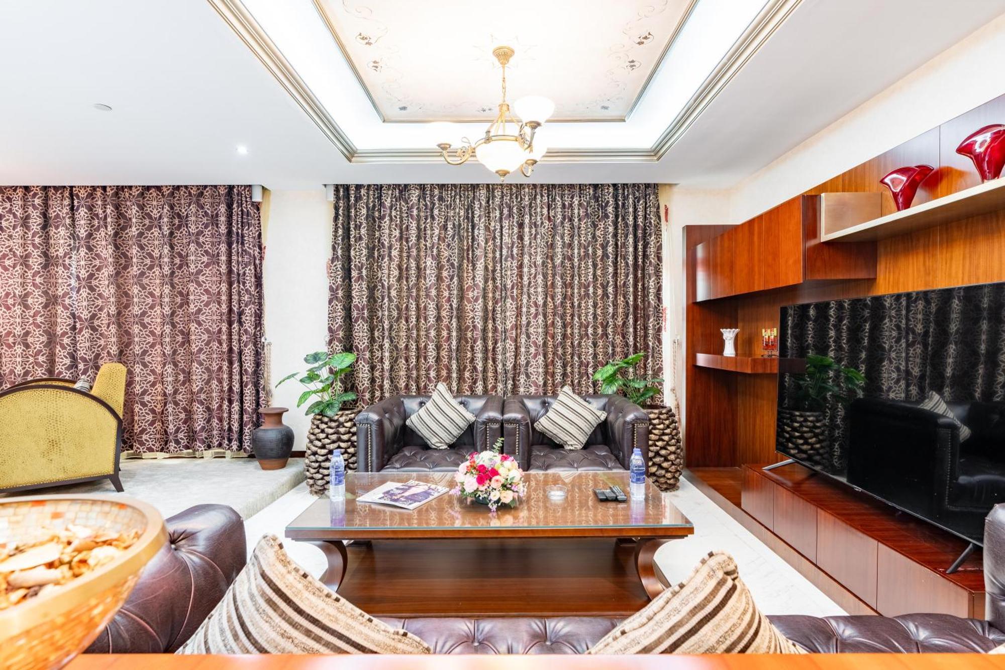 Royal Suite
