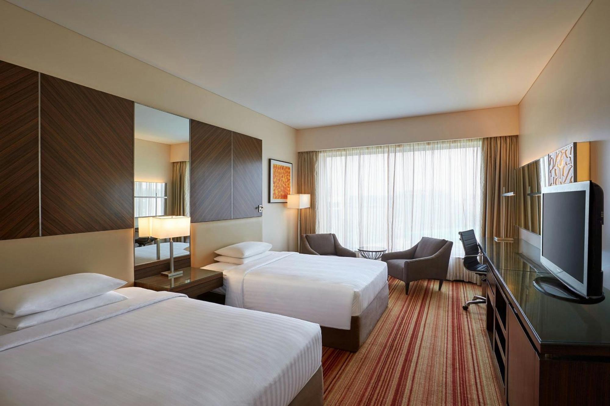 Deluxe Twin Room City View on Spa on Laundry
