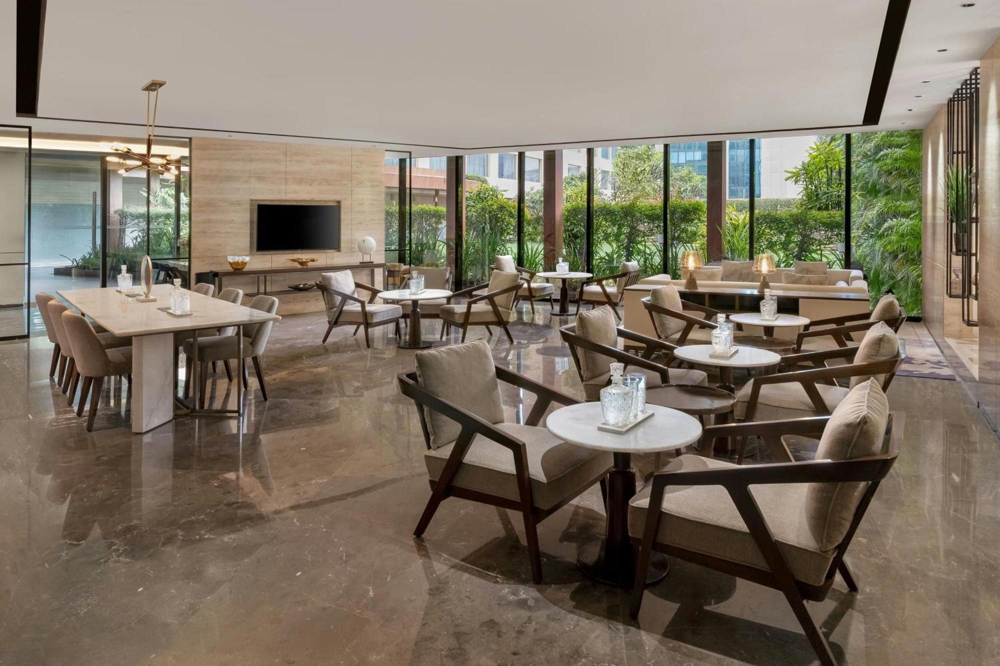 Executive Twin Room Executive Lounge Access on Spa on Laundry