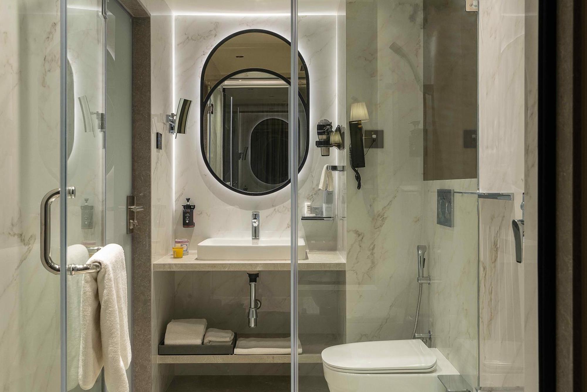 Signature Room