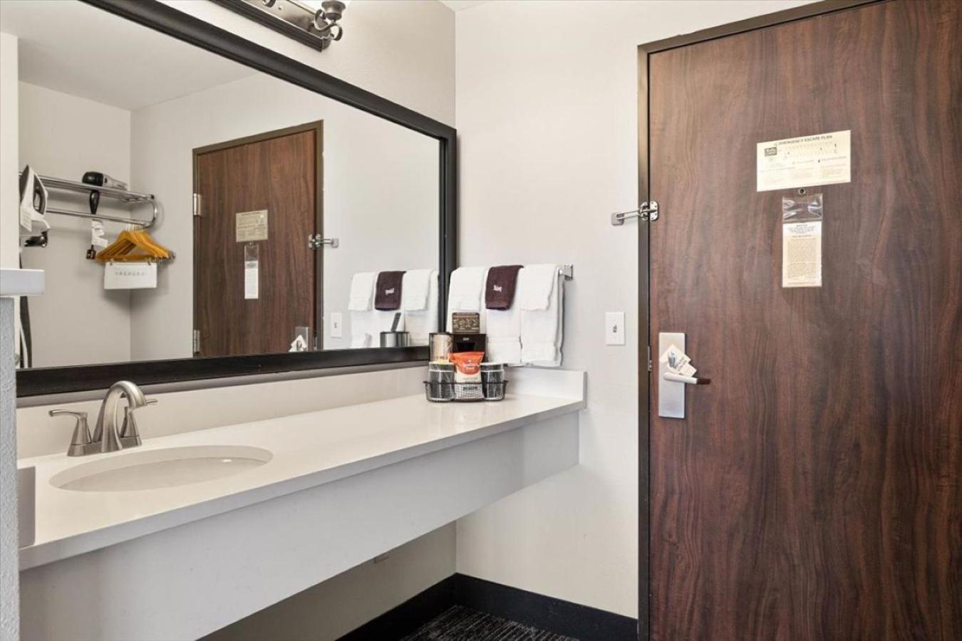 King Room with Spa Bath