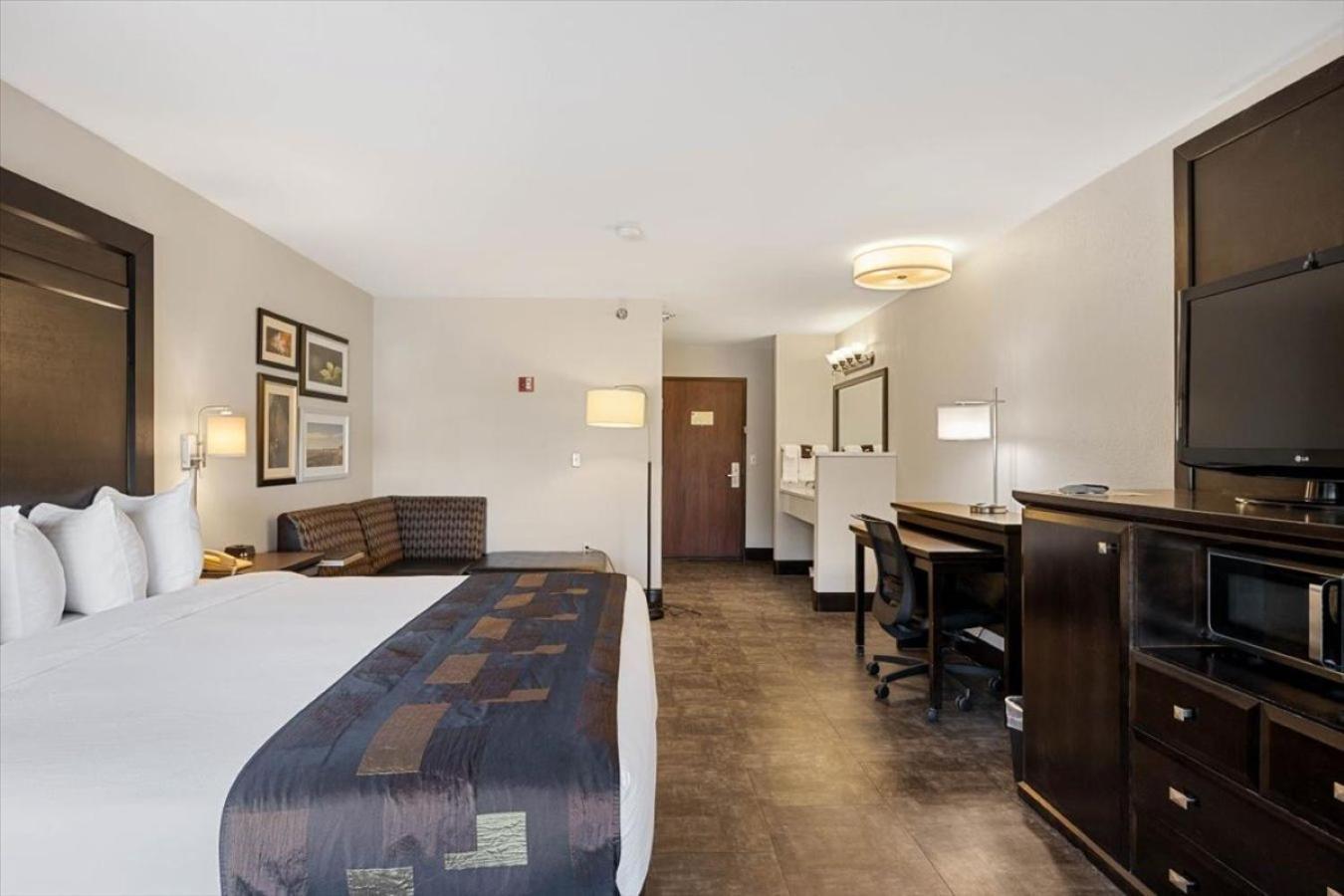 King Room Spa Bath
