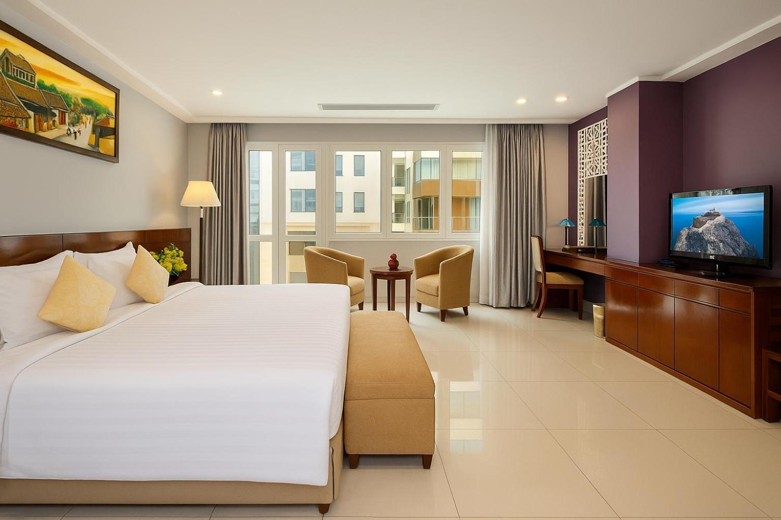 Suite Double City View