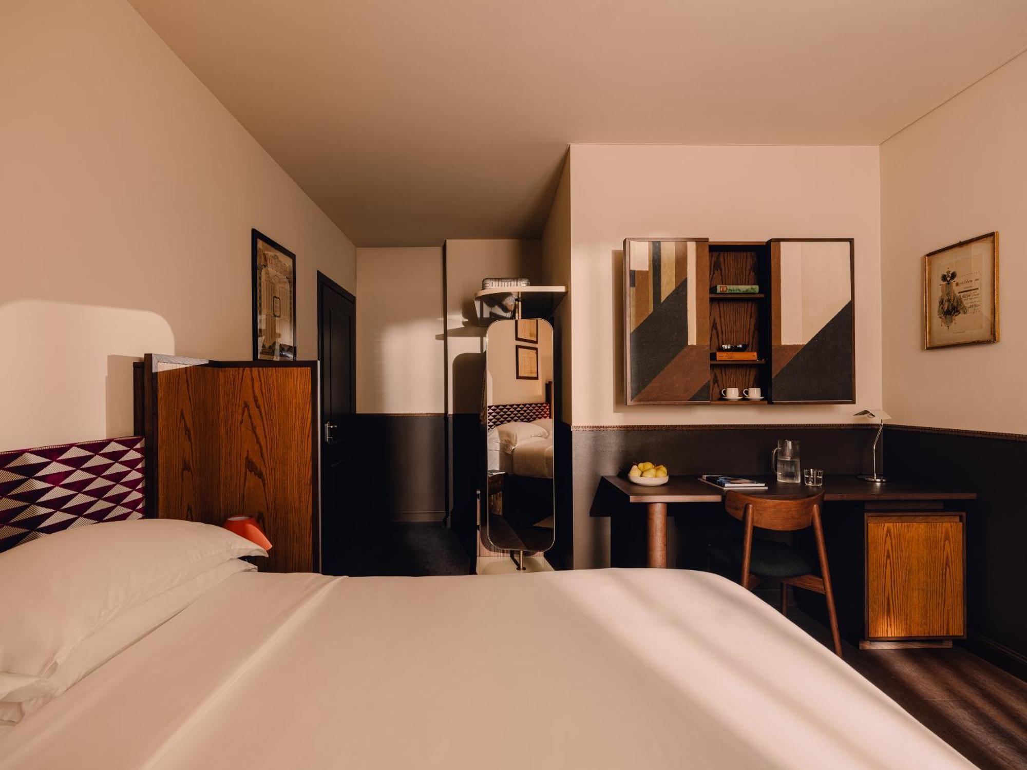Double Room with Balcony,1742738507:JPEG