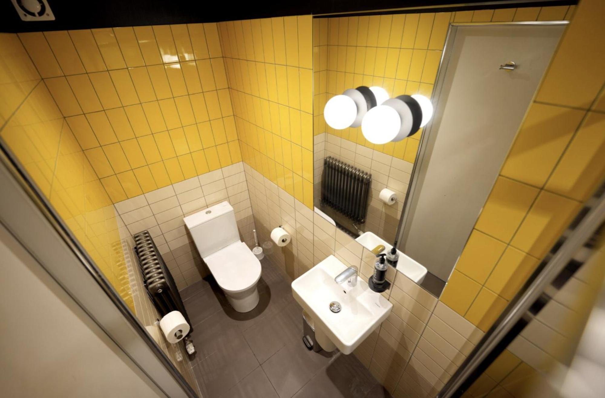 Mixed Dormitory Room
