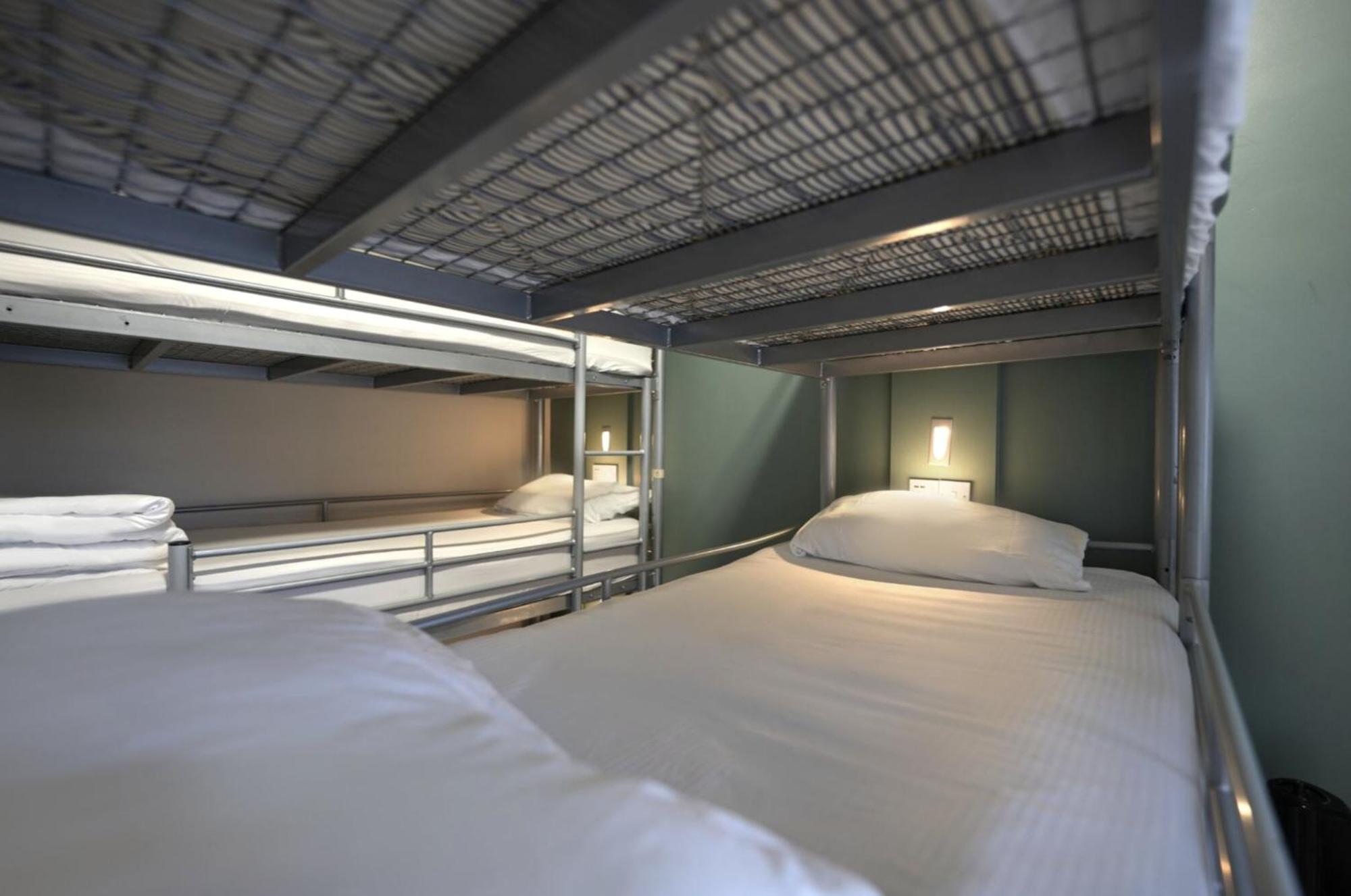 Mixed Dormitory Room