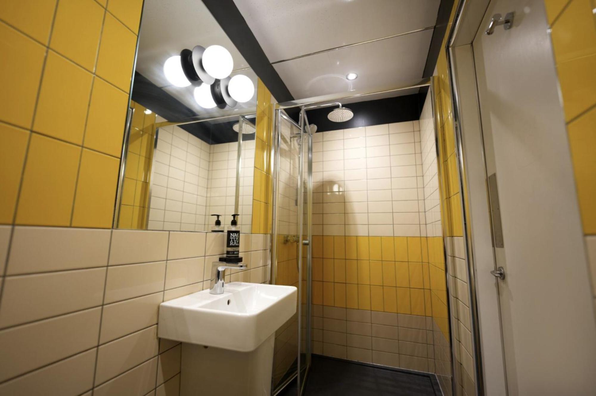 Mixed Dormitory Room