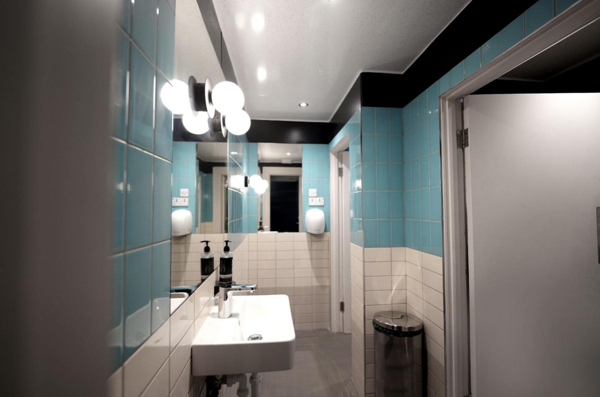 Mixed Dormitory Room