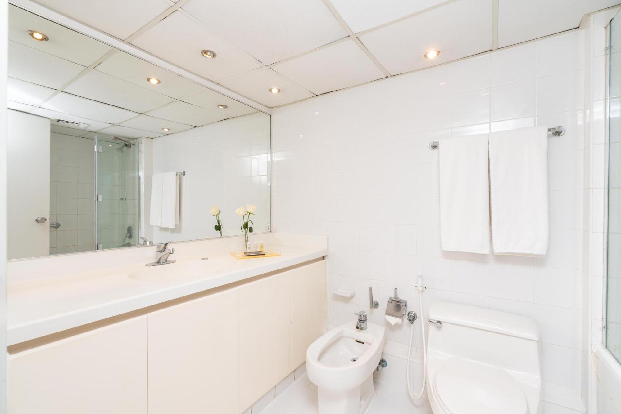 Three-Bedroom Apartment Deluxe Golden Sands 10