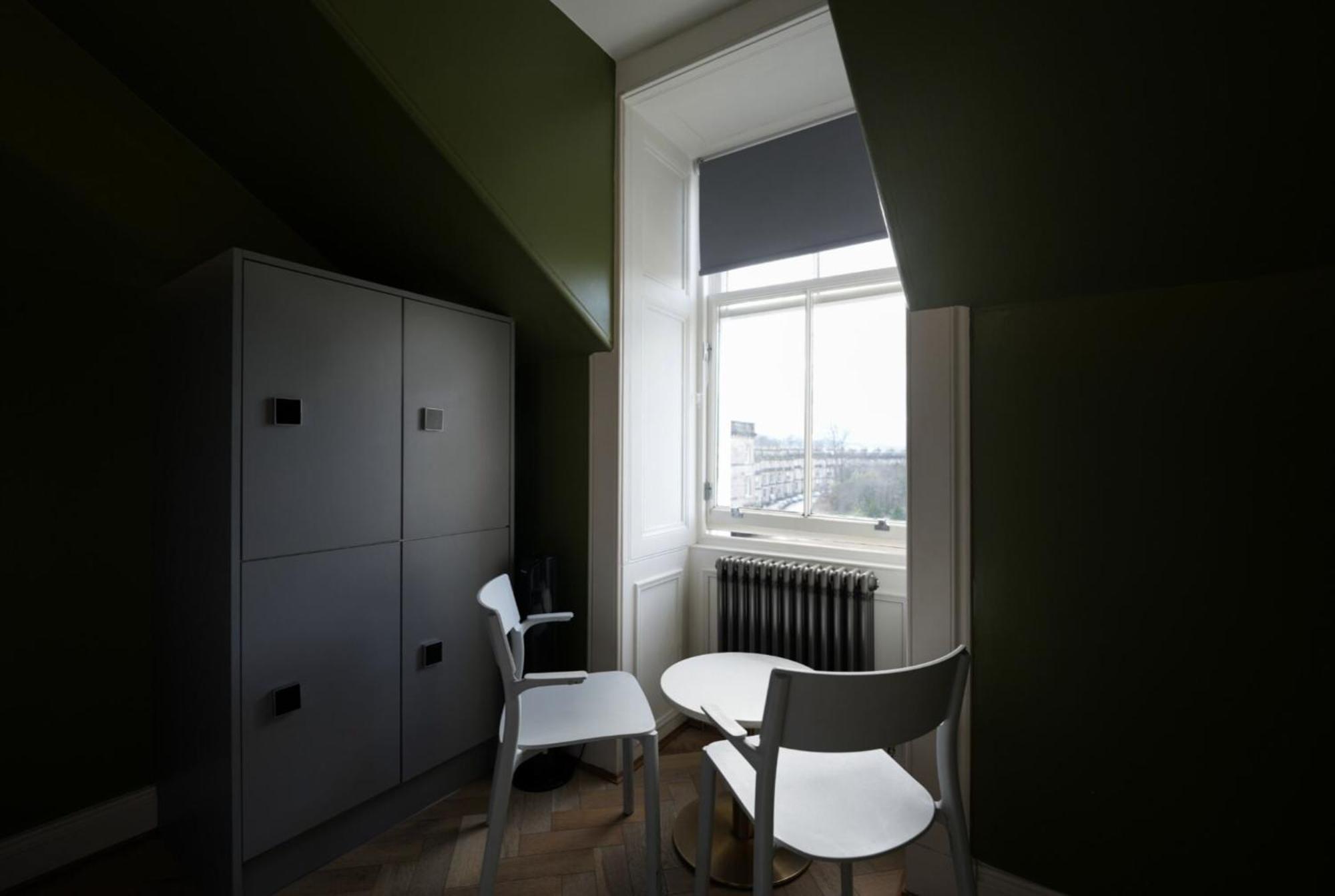 6-Bed Mixed Dormitory Room