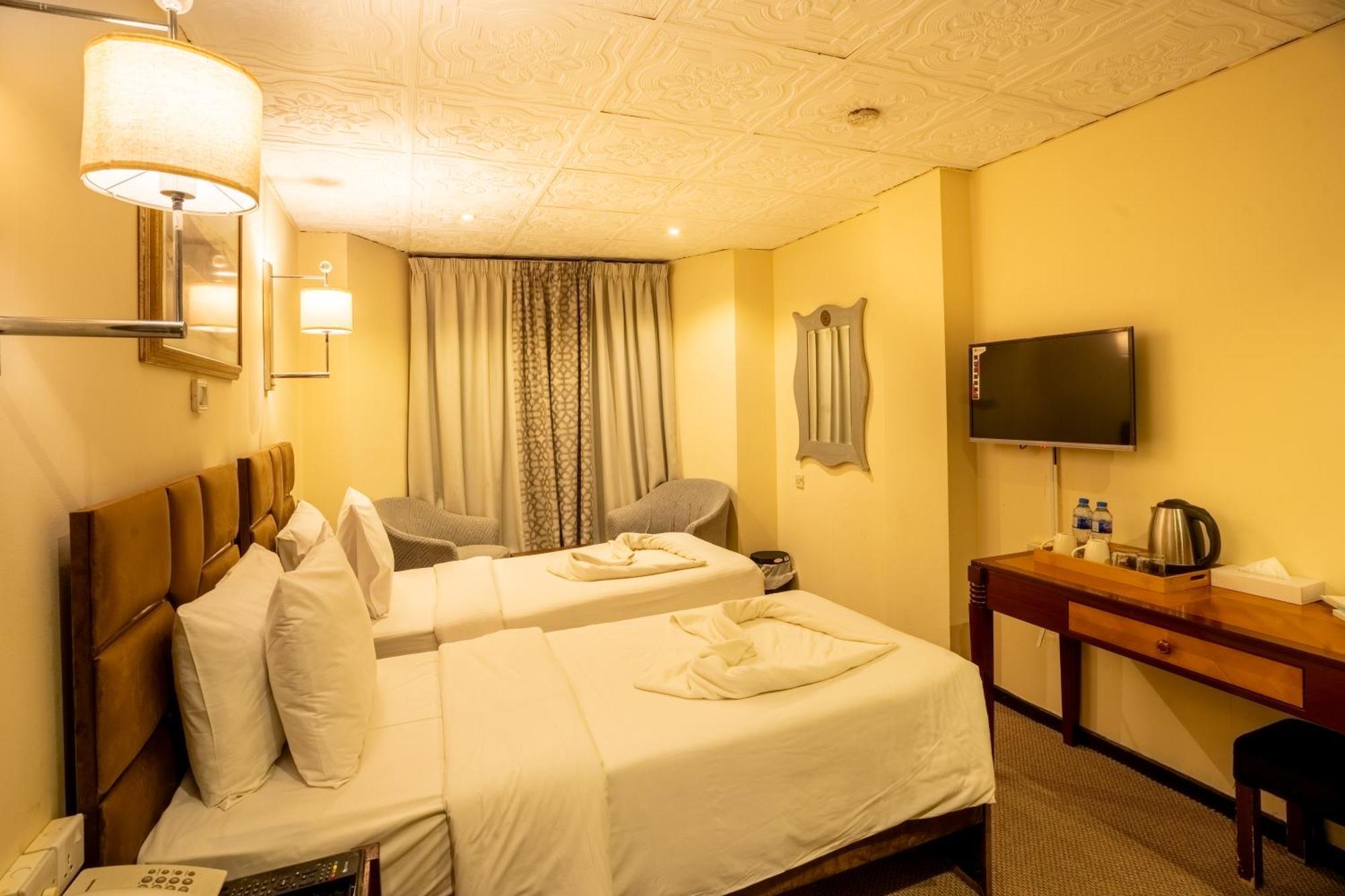 Deluxe Double or Twin Room
