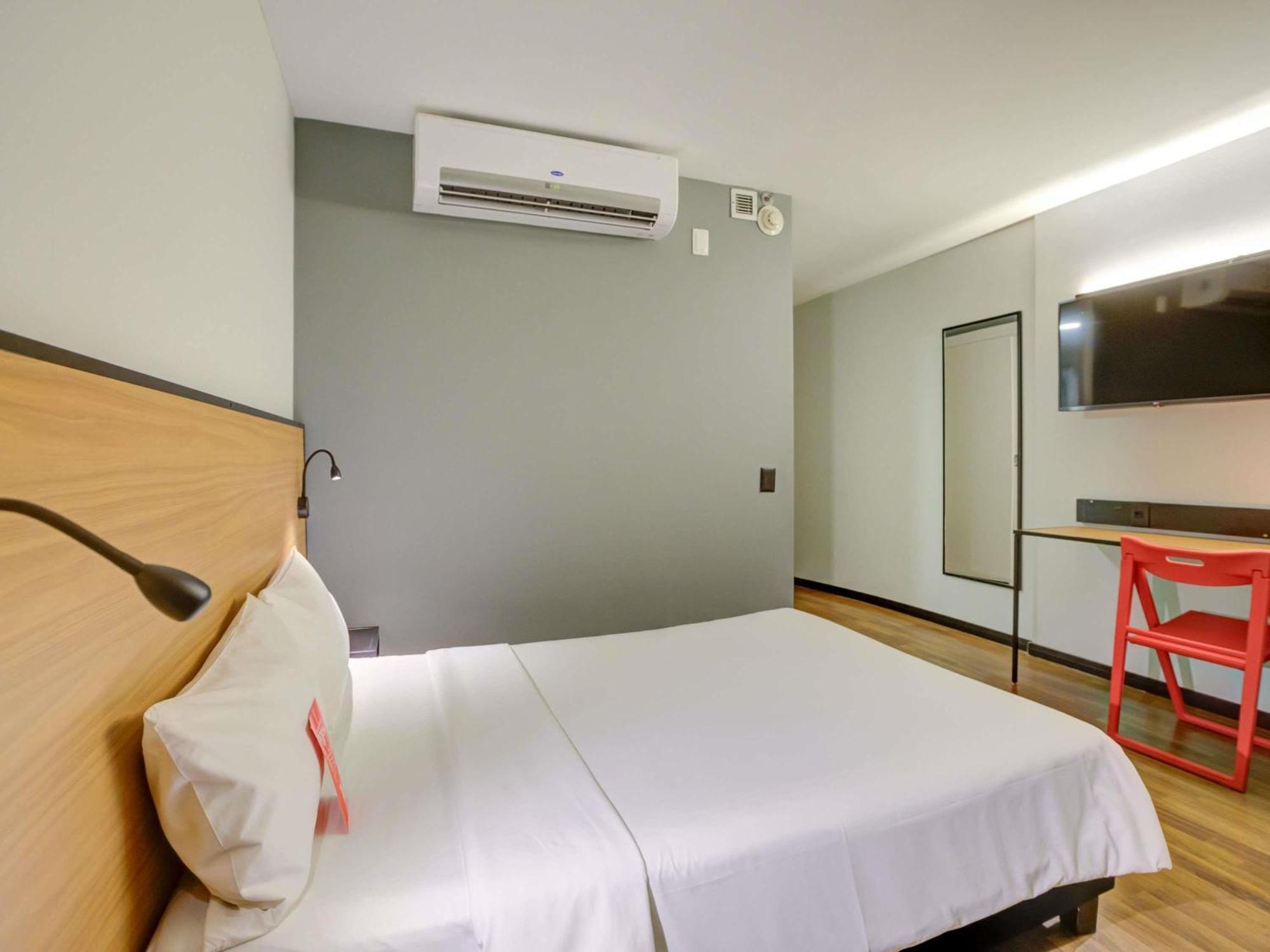 Standard Double Room Disability Access
