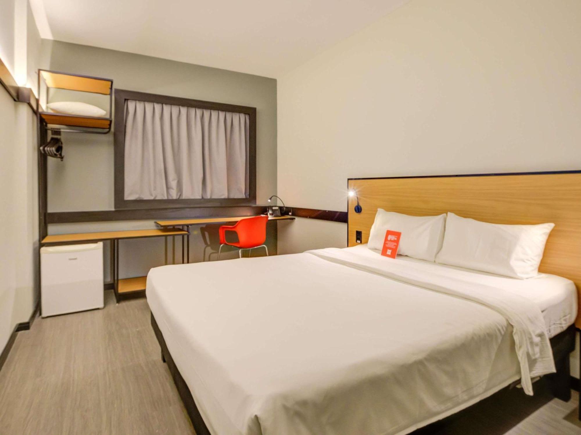 Standard Room Mobility Accessible