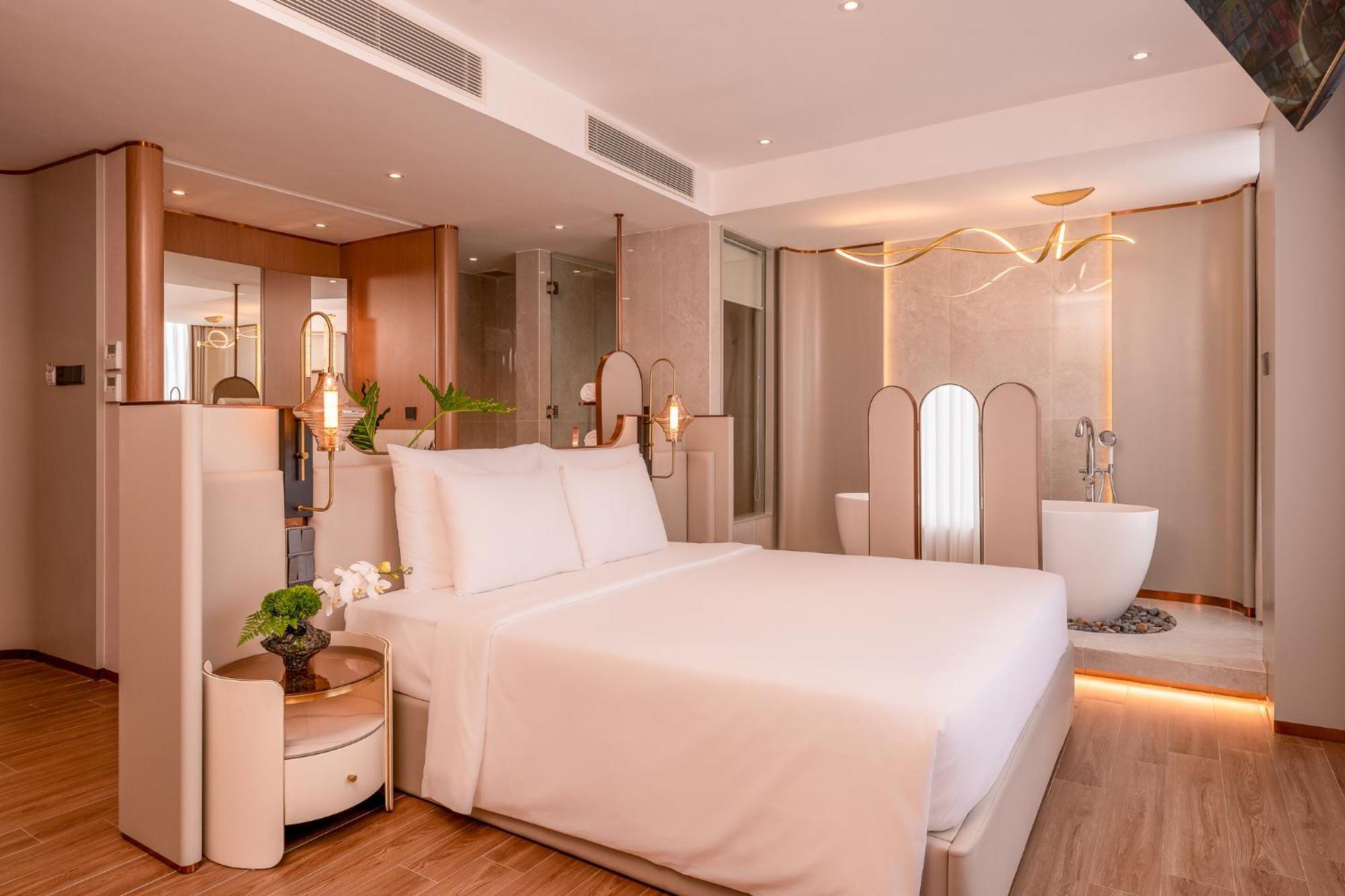 Suite Skyline City View Complimentary Afternoon Tea Laundry 3 pieces per non-accumulated