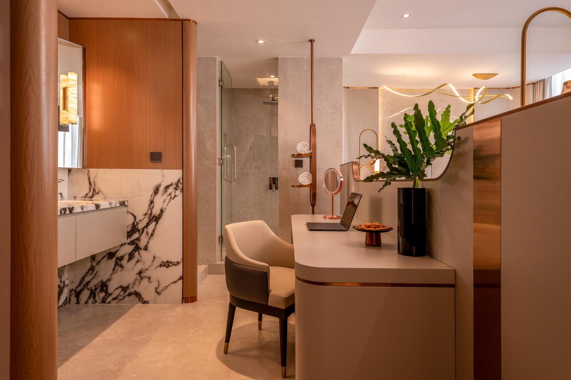 Suite Skyline City View Complimentary Afternoon Tea Laundry 3 pieces per non-accumulated