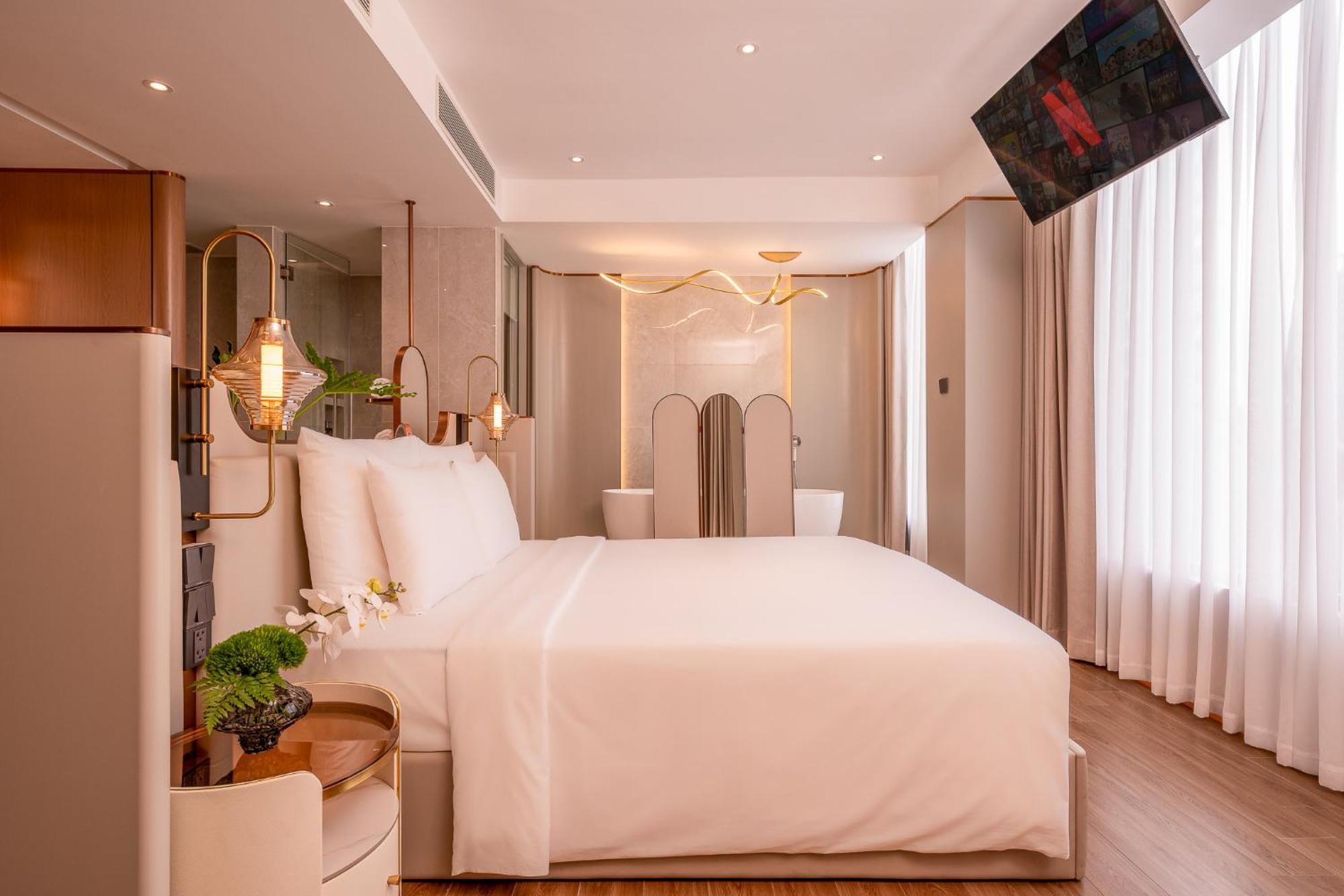 Suite Skyline City View Complimentary Afternoon Tea Laundry 3 pieces per non-accumulated