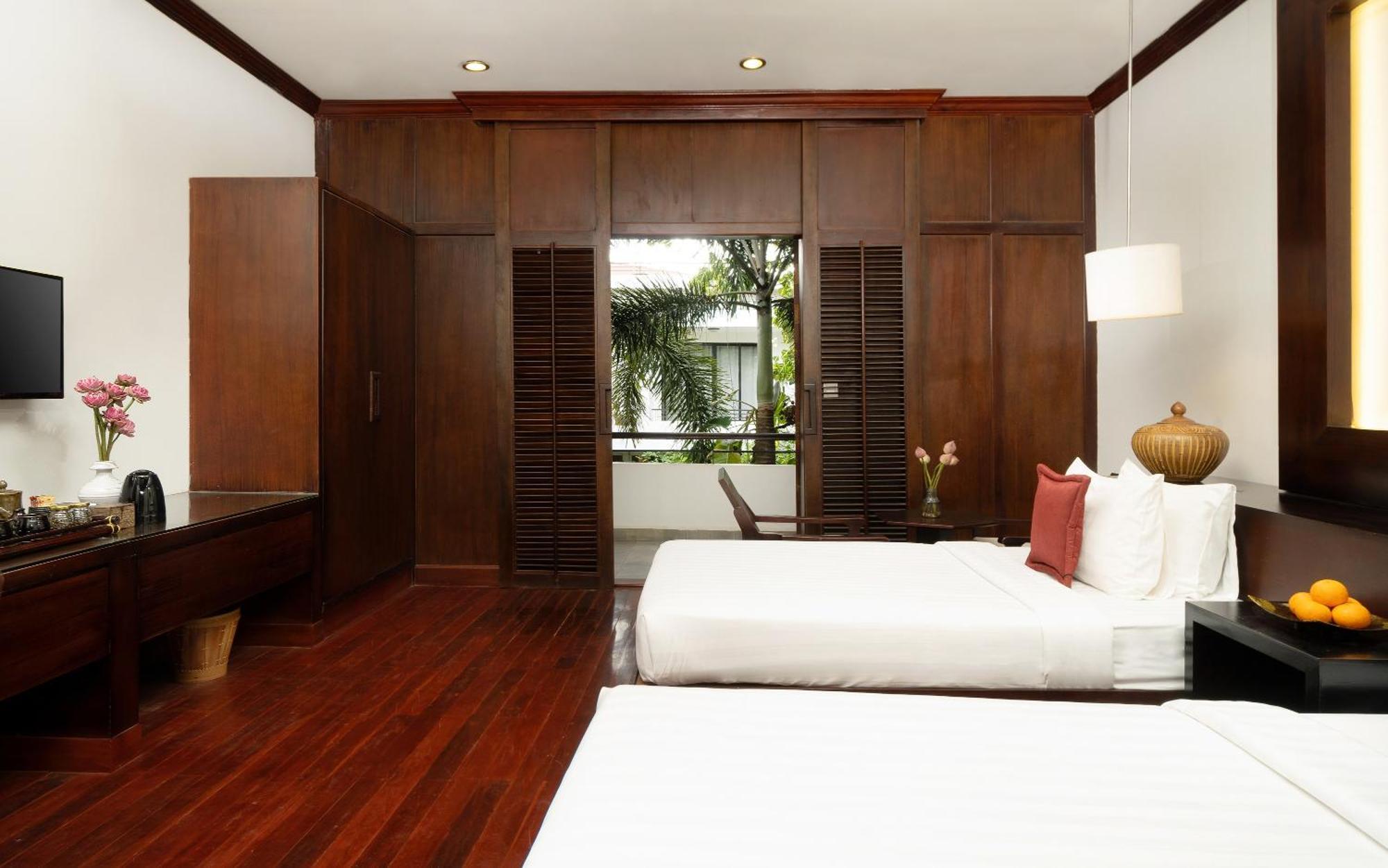 Family Connecting Room Balcony Pool View Pick Up