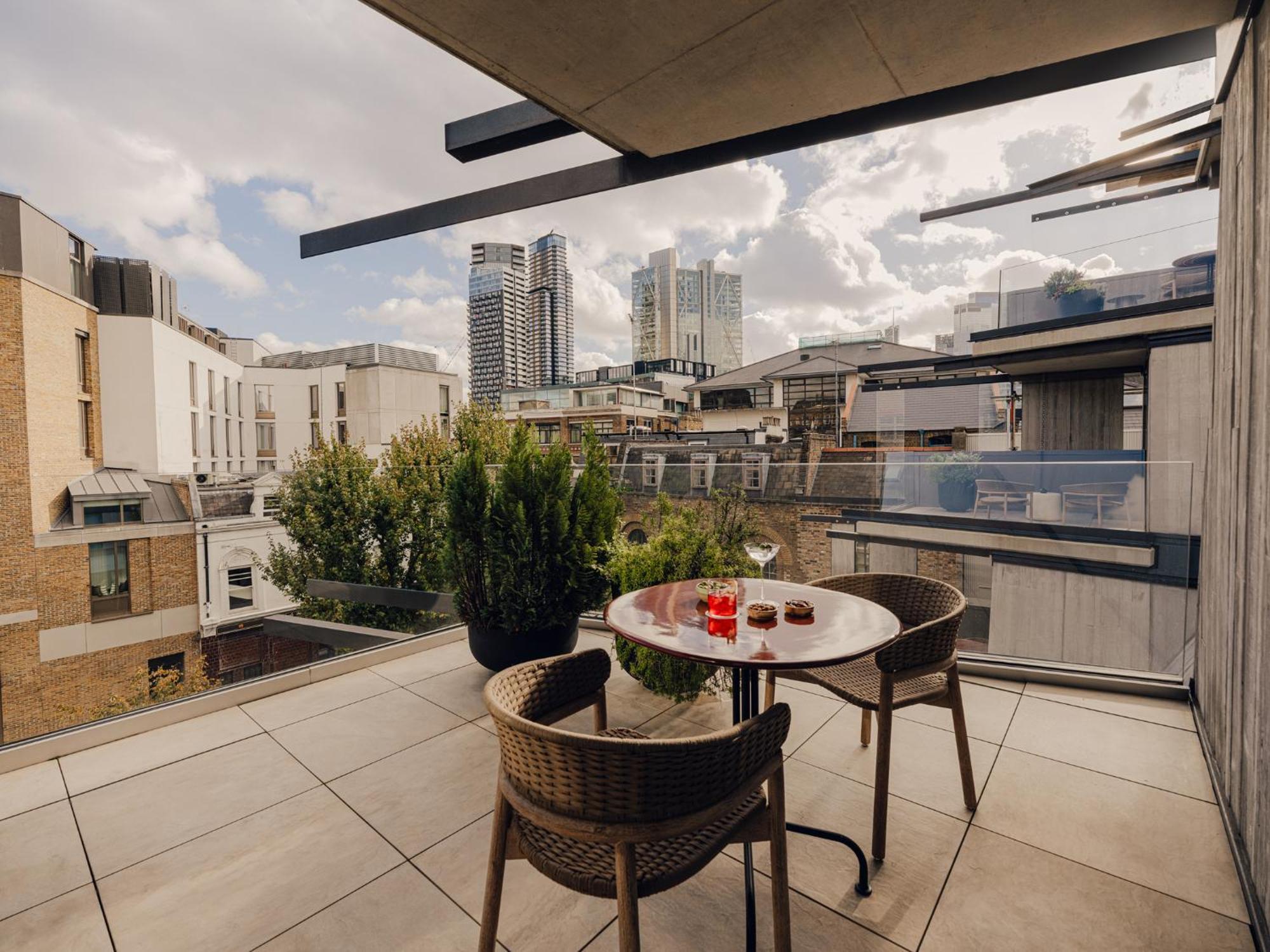 Aethos Panorama Suite