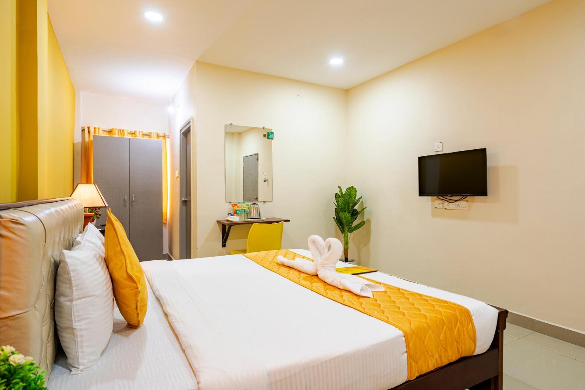 Deluxe Double or Twin Room