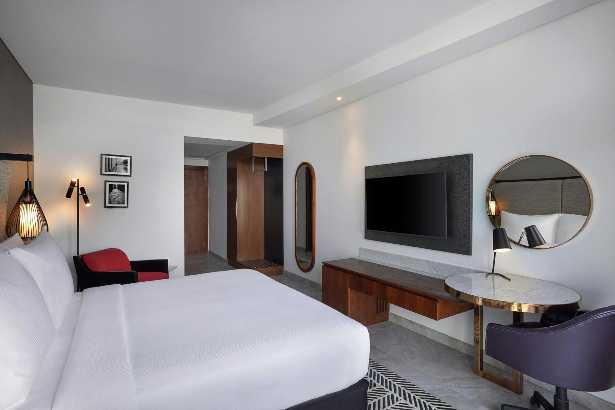 Deluxe King Room Balcony
