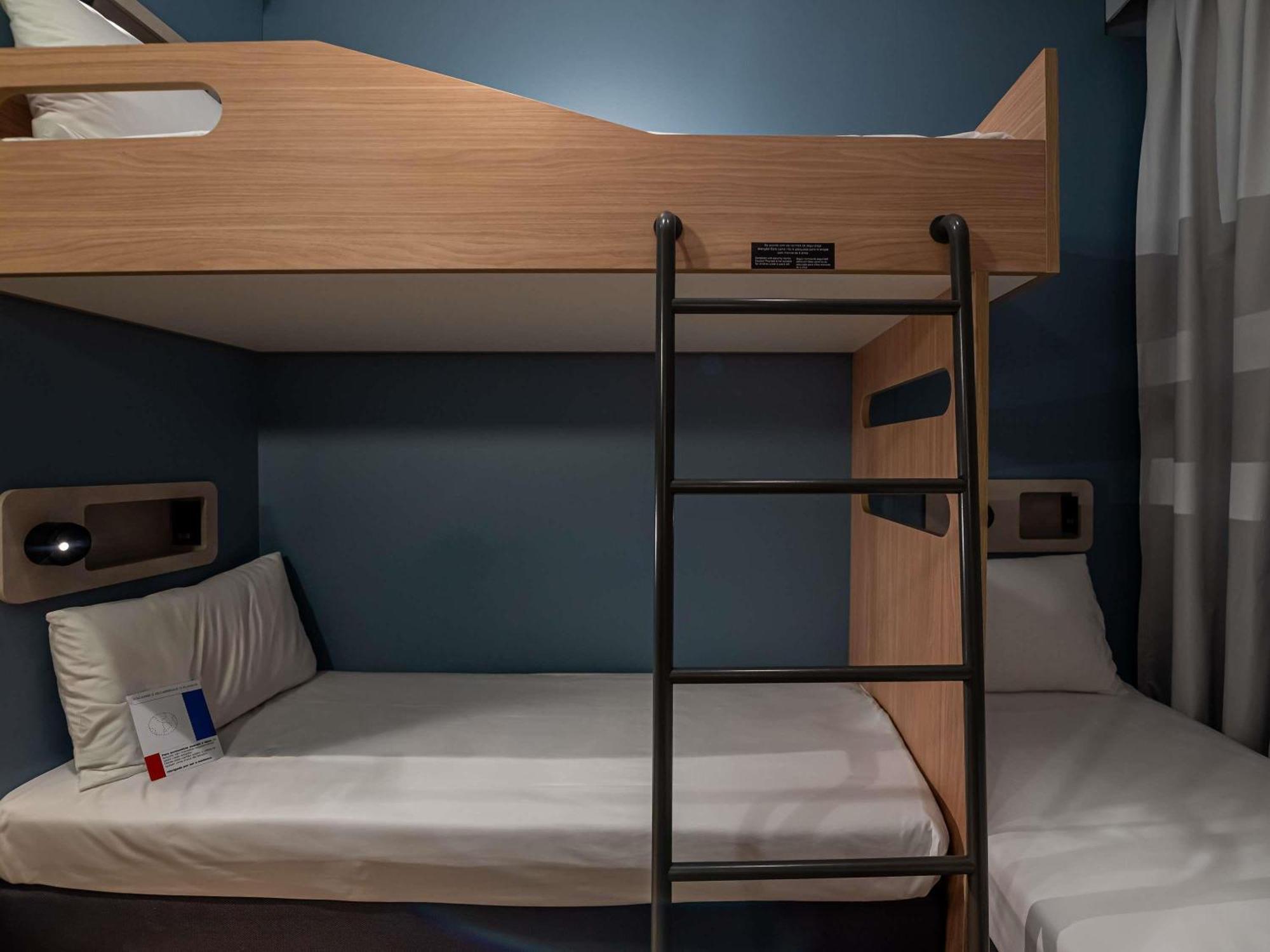 Standard Room a Single Bed Bunk Bed