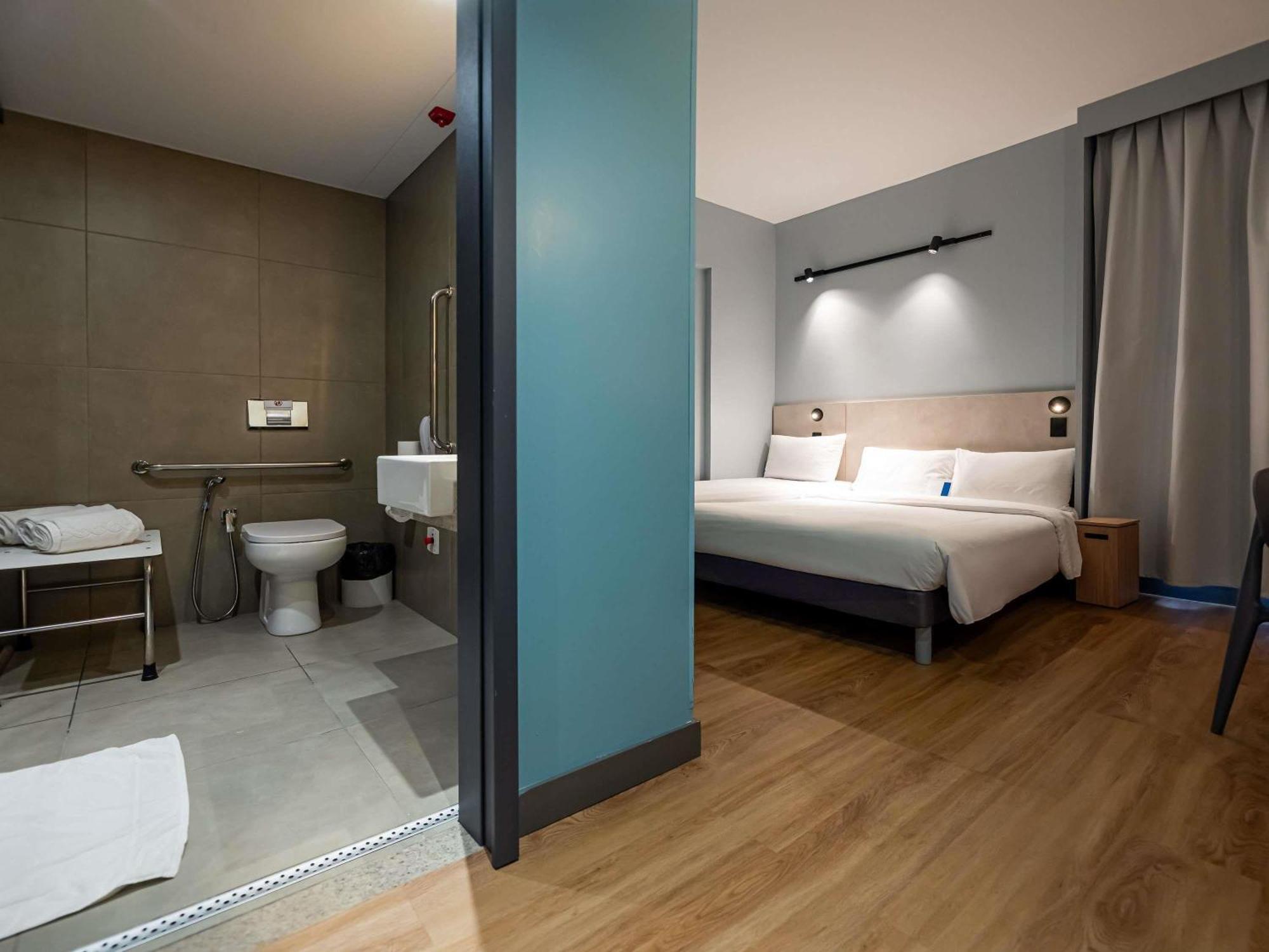 Standard Room One Double Bed One Single Bed Mobility Access