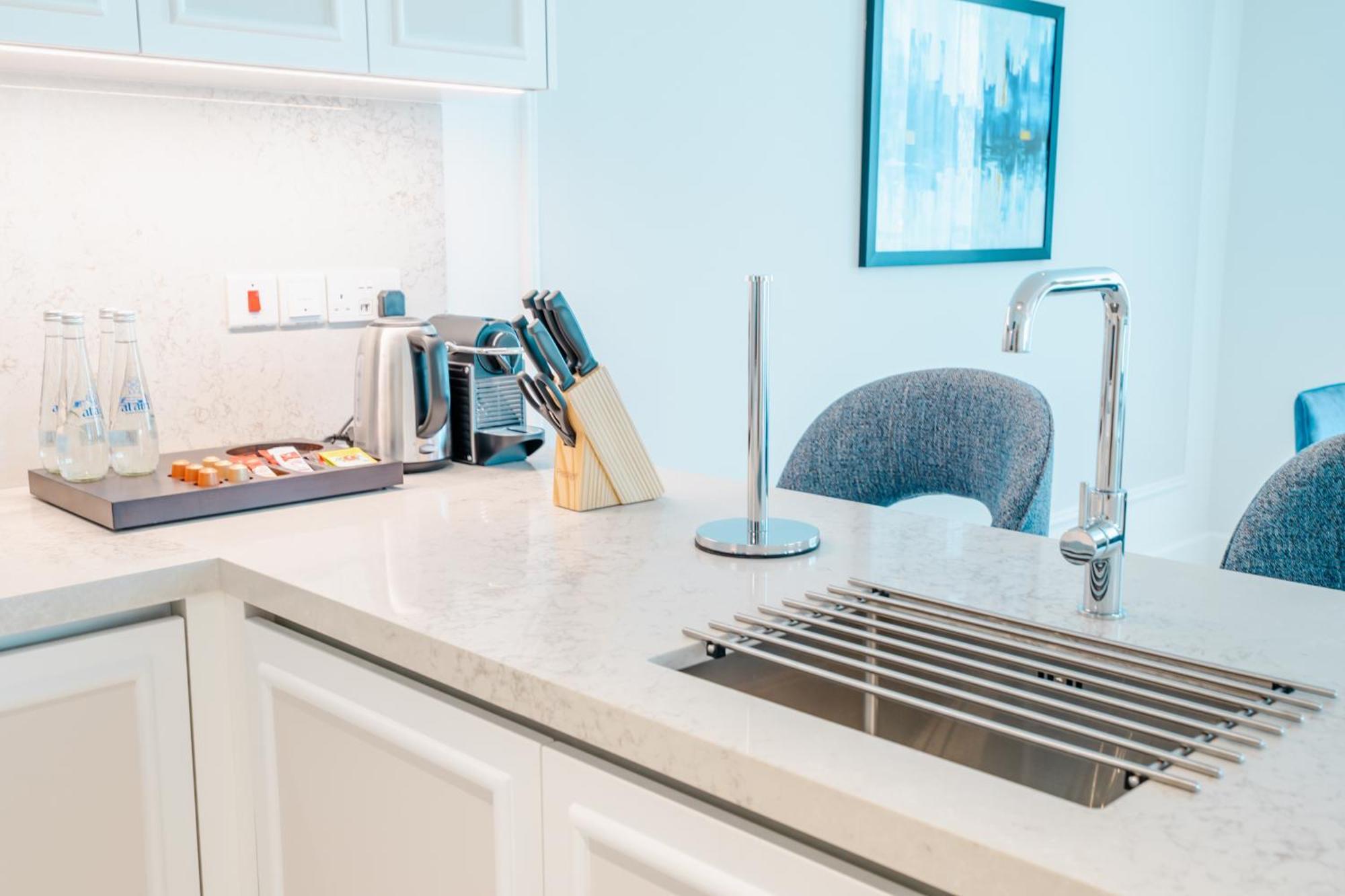 Deluxe Two Bedroom Apartment