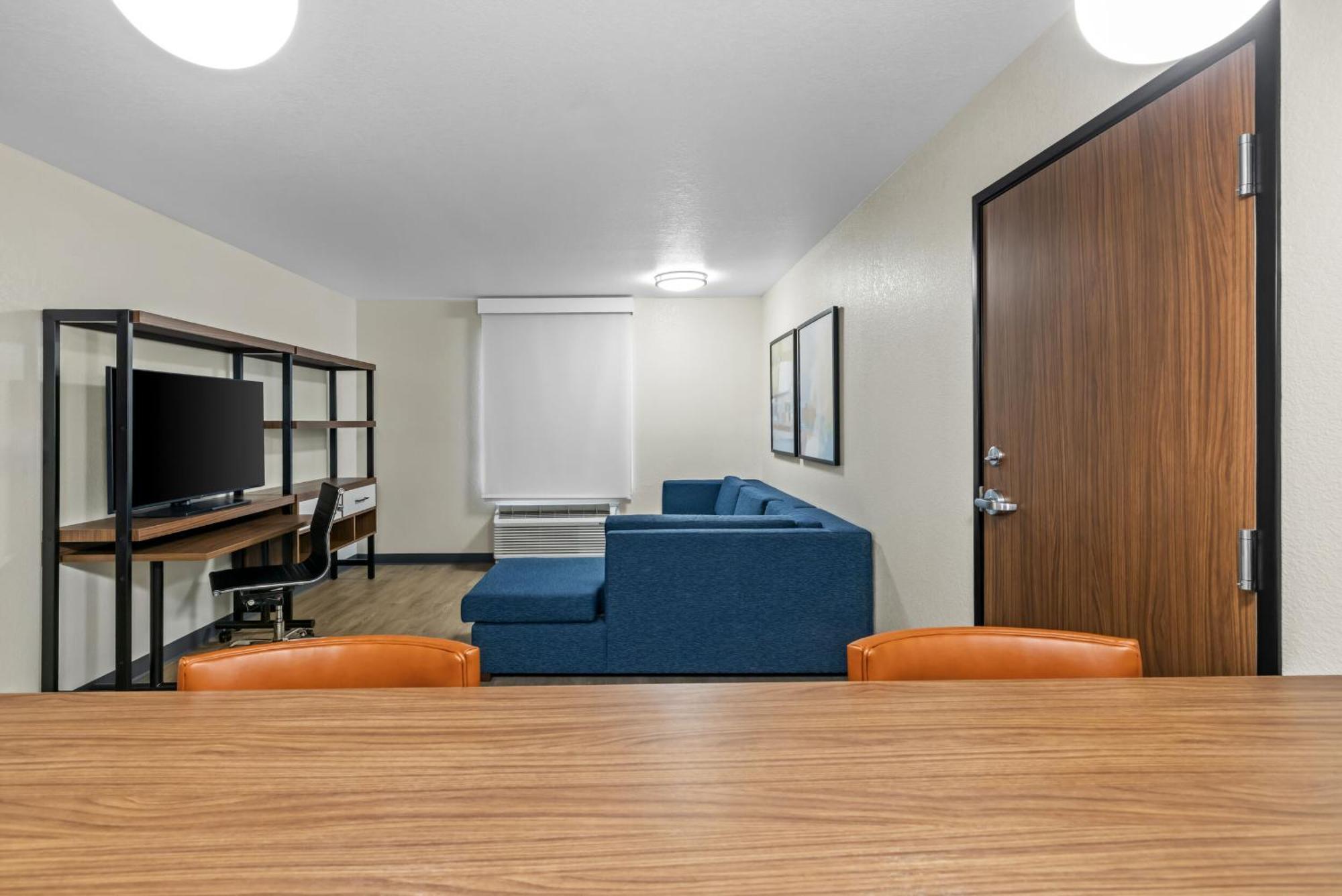 King Suite Sofa Non Smoking
