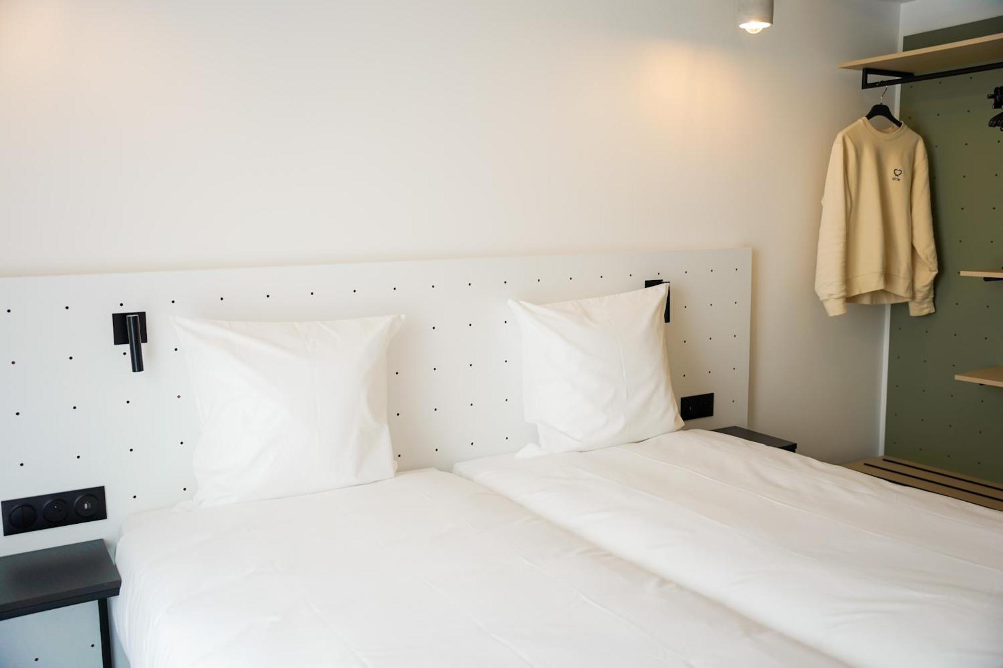 Comfort Studio Single Beds