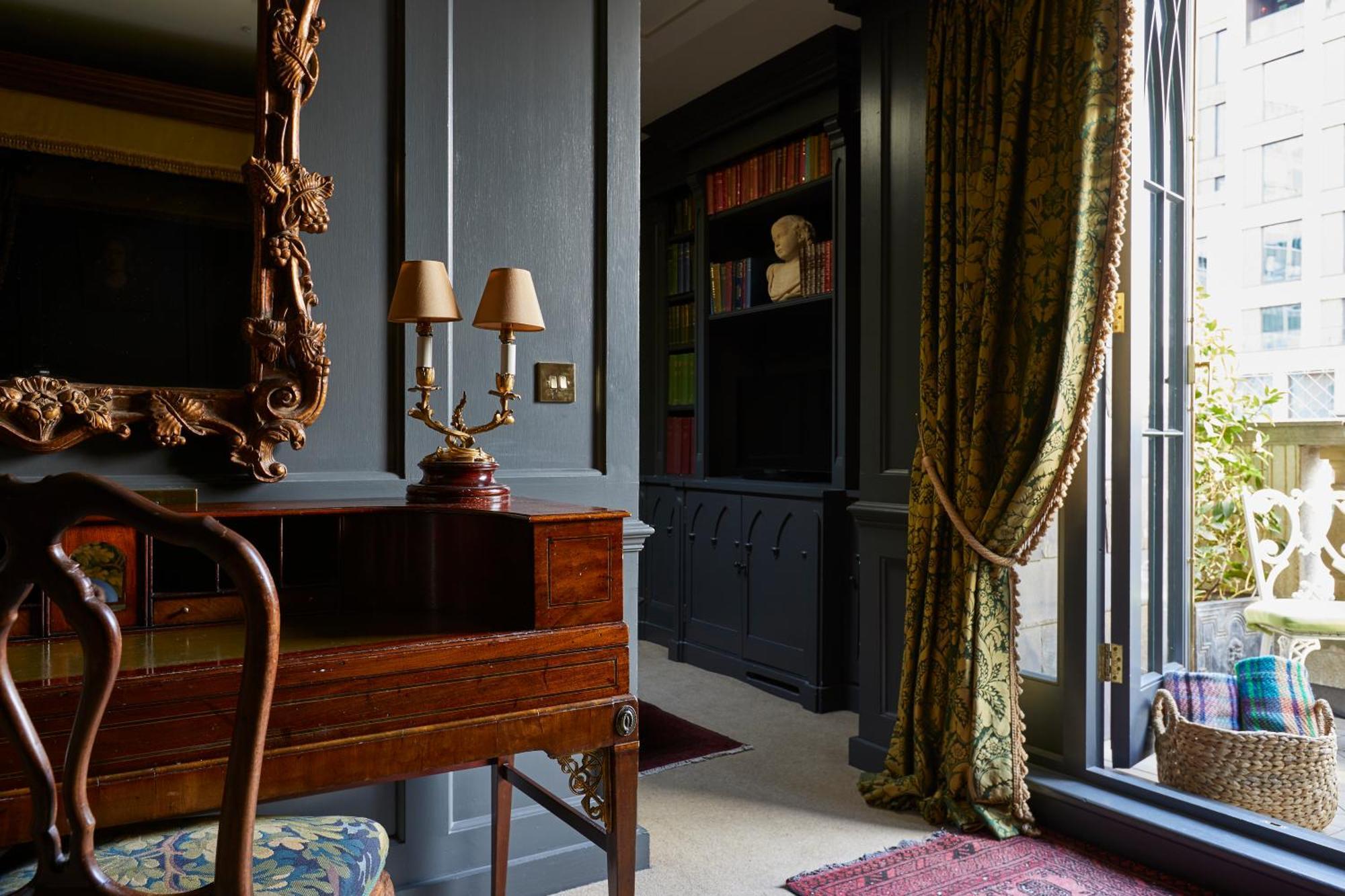 Suite Sitting Room Balcony