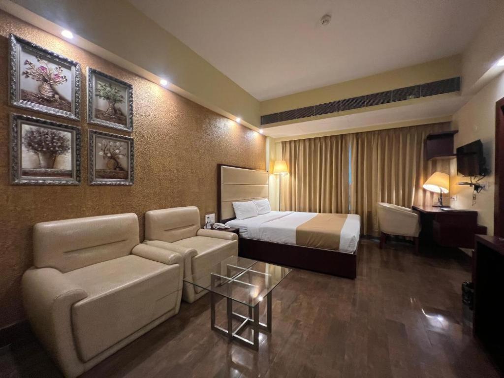PREMIUM DELUXE ROOM