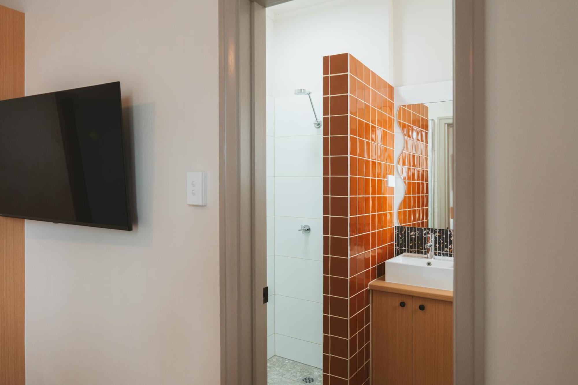 Standard Queen Room - Renovated recently