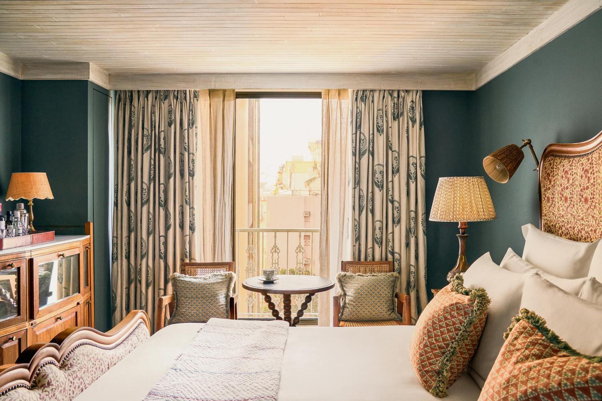 Medium City View Room