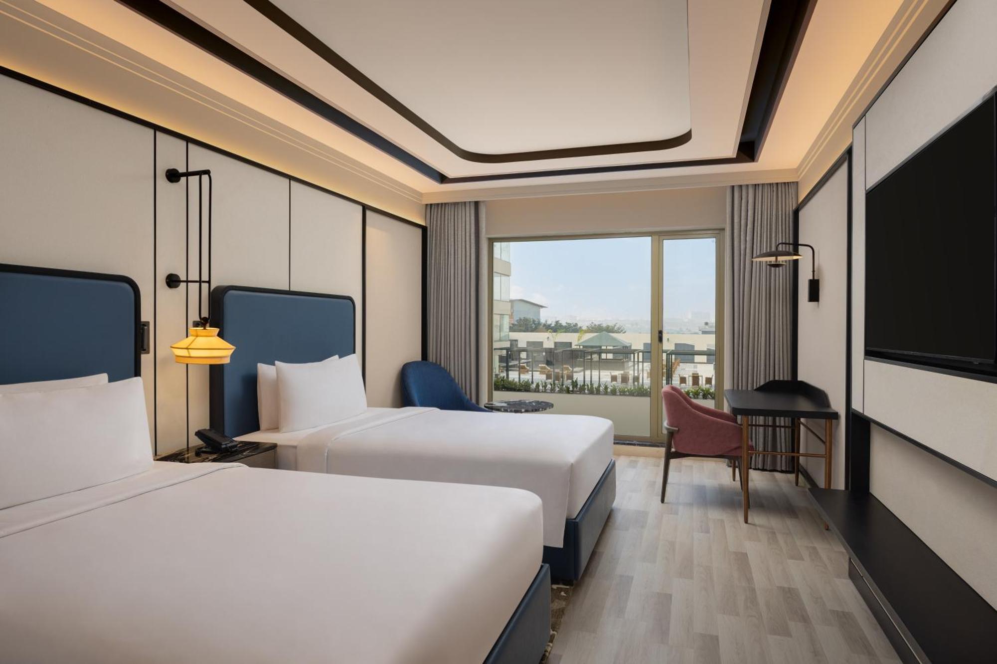 Deluxe Twin Room High Floor
