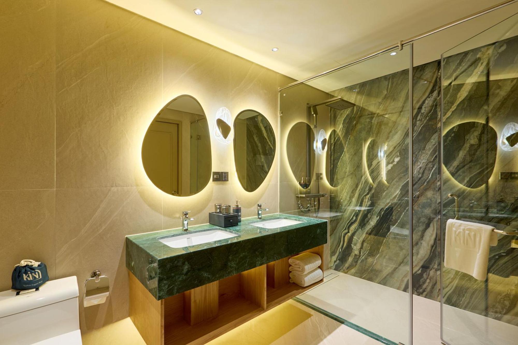 Kin Signature Suite daily minibar