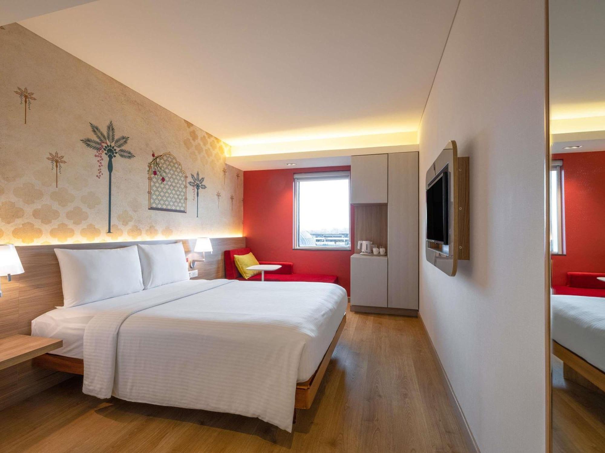 Superior Queen Room Complimentary Airport Transfers