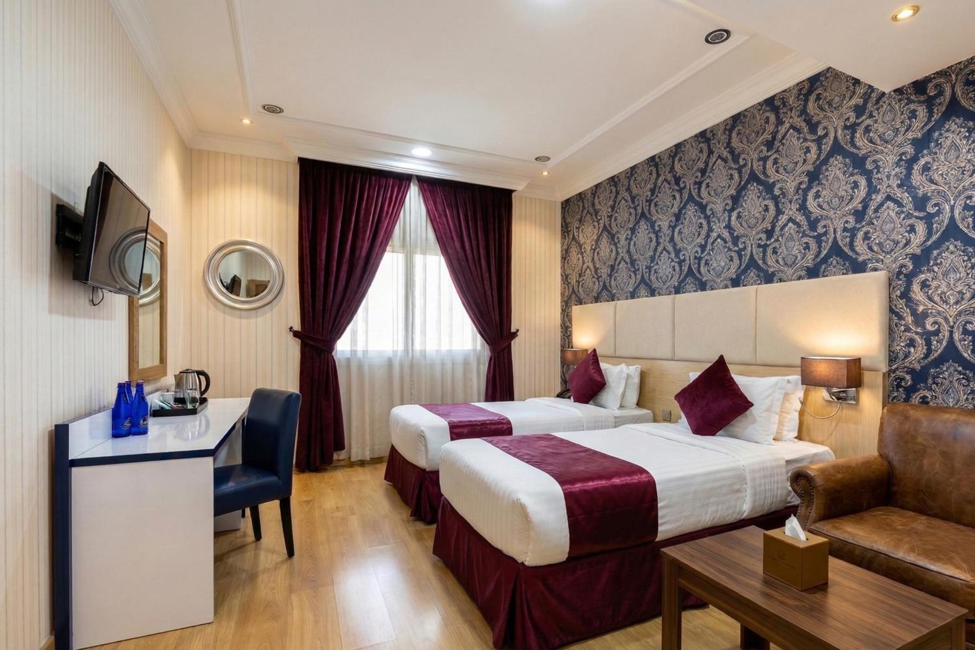 Deluxe Double or Twin Room
