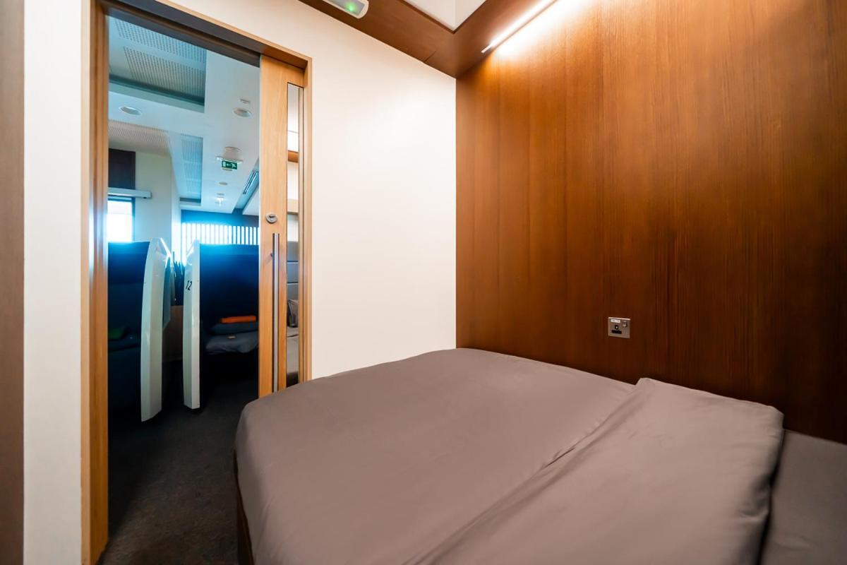 Double Cabin – 8 Hour from 2300-0700 hrs 11pm-7am