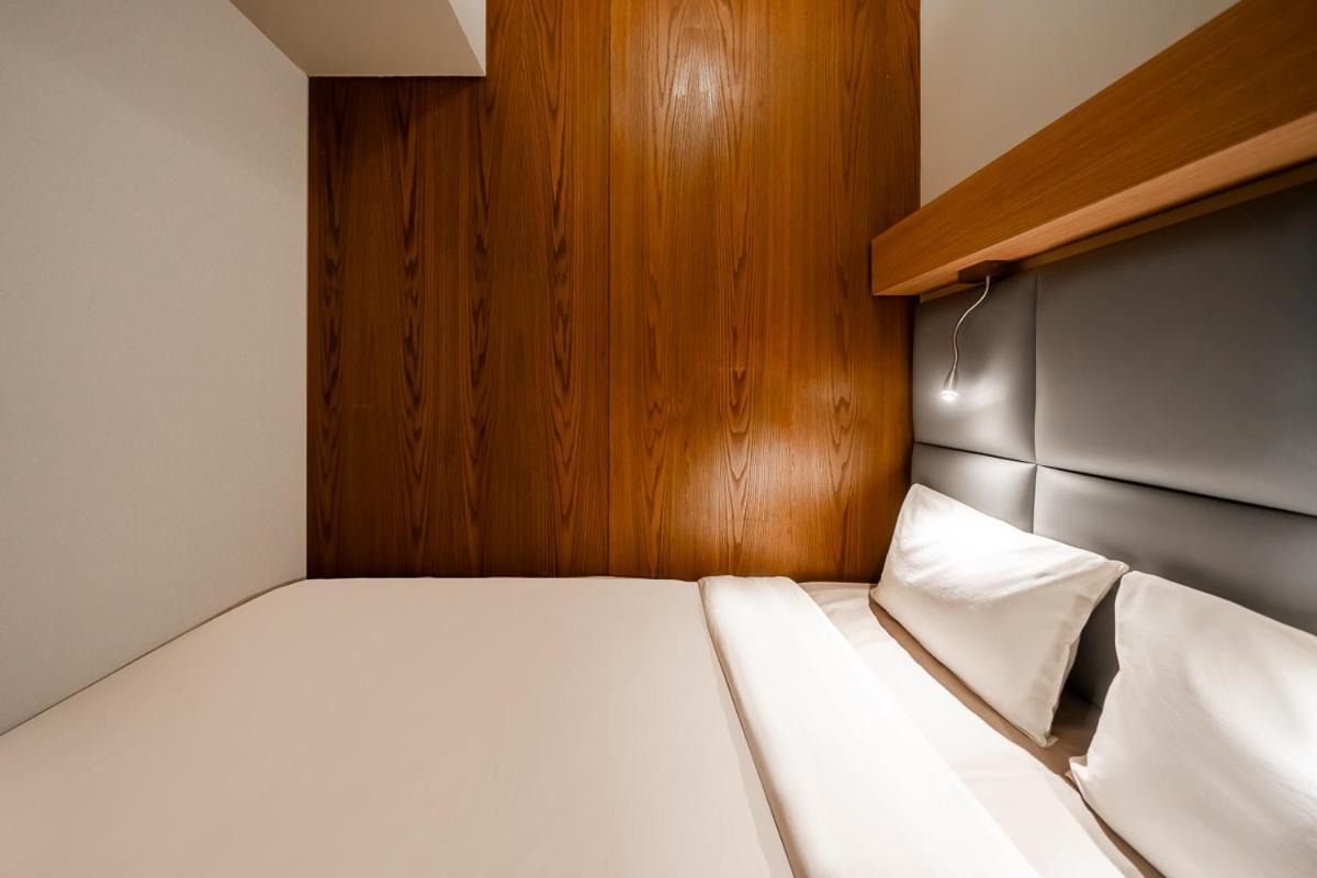 Double Cabin 6 Hour Morning from 0700-1300 hrs 7am-1pm