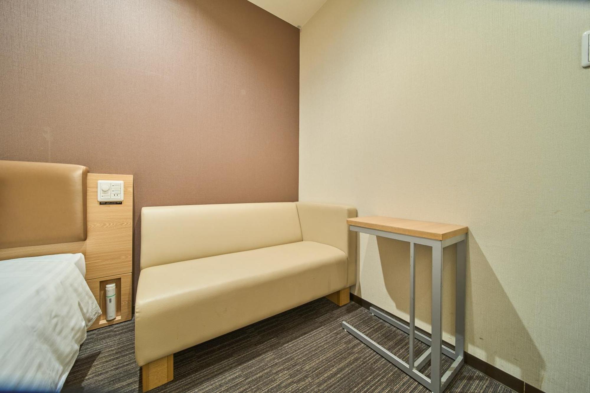 Studio Single Room Non-Smoking