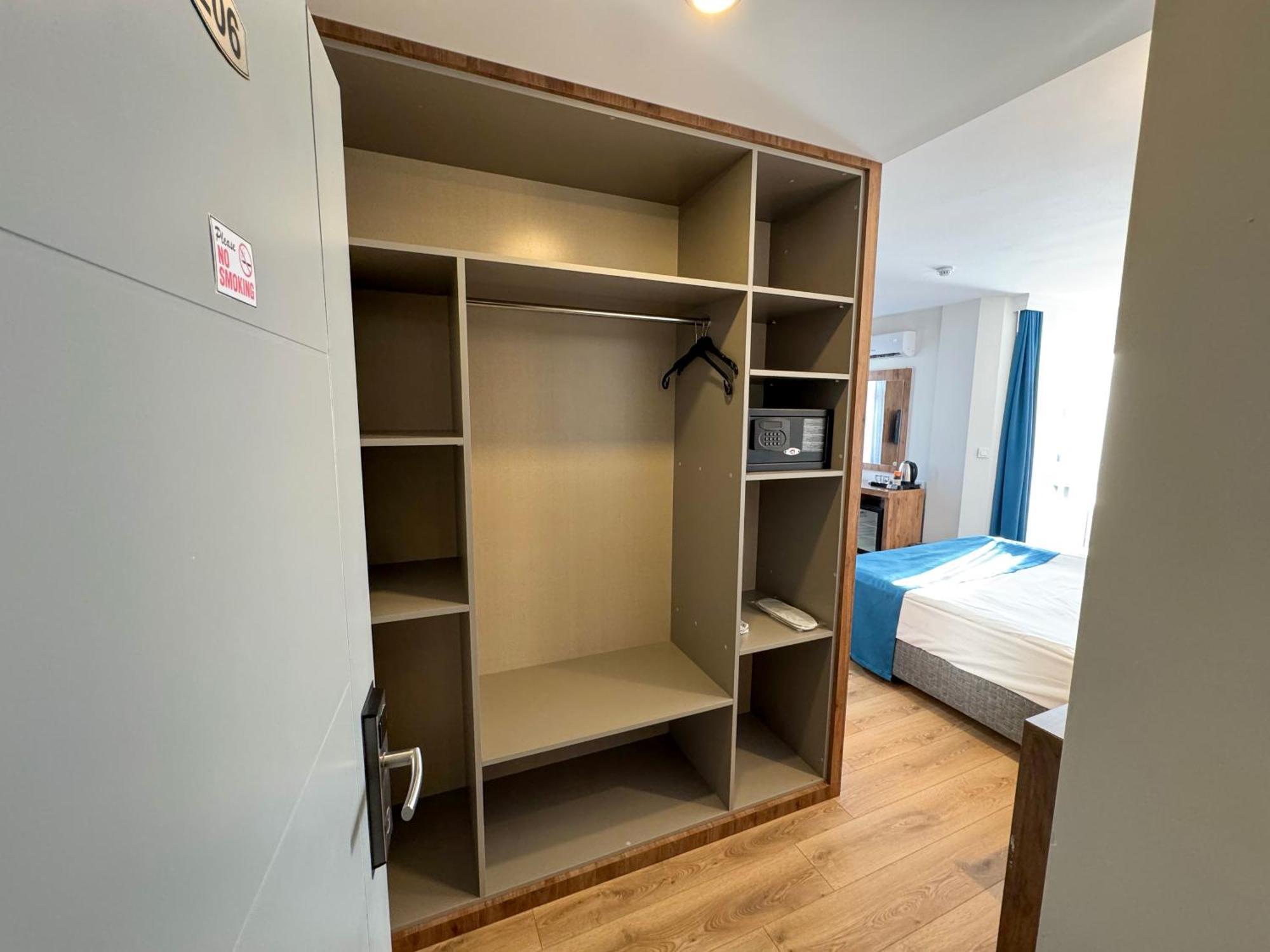 Superior Double or Twin Room with Sea View