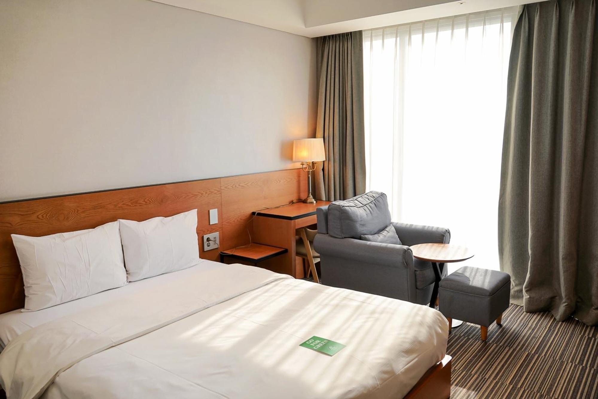 Standard Queen Room 3 Days