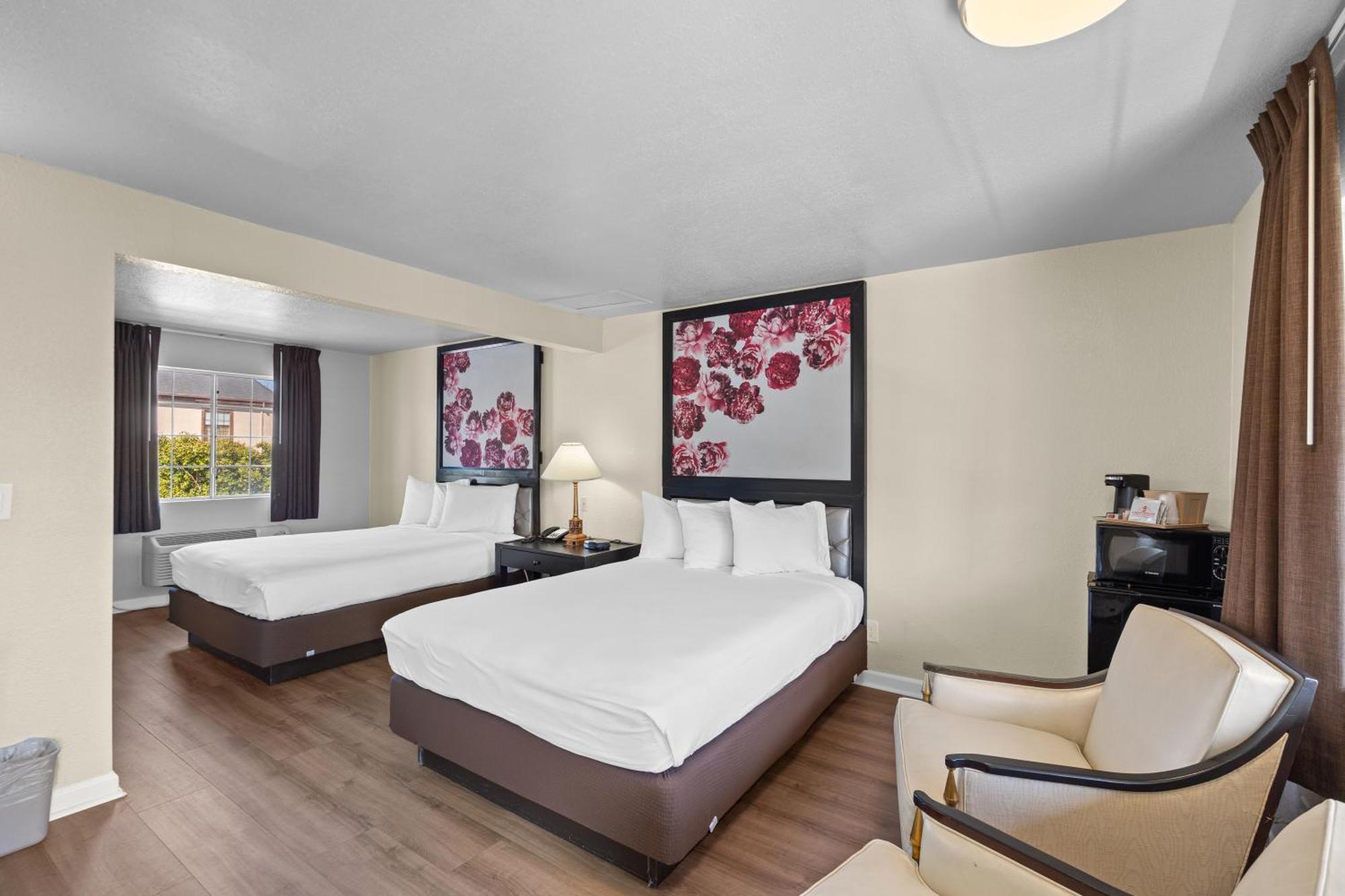 Standard Queen Room with Two Queen Beds