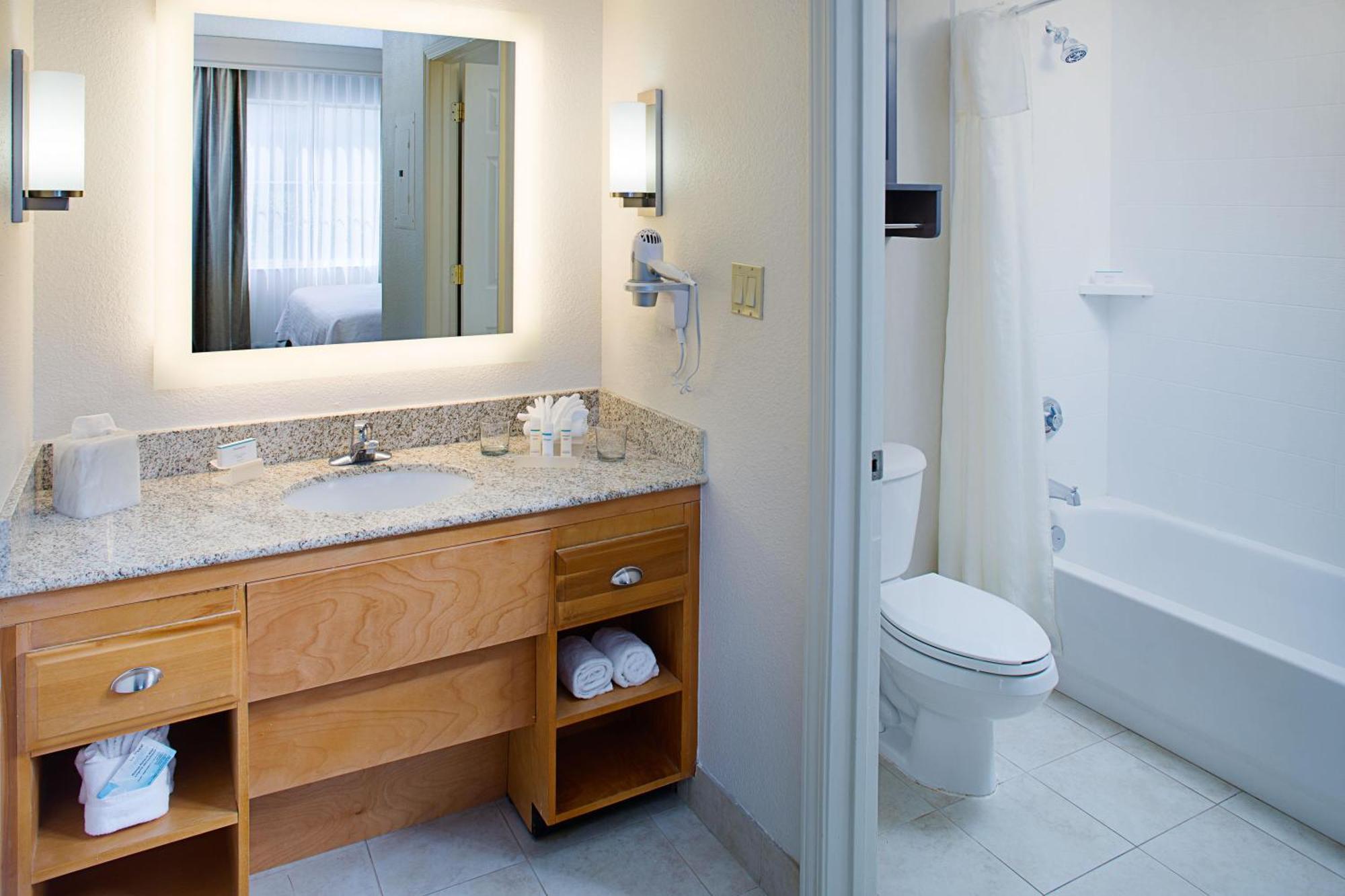 Two-Bedroom Suite - Non-Smoking