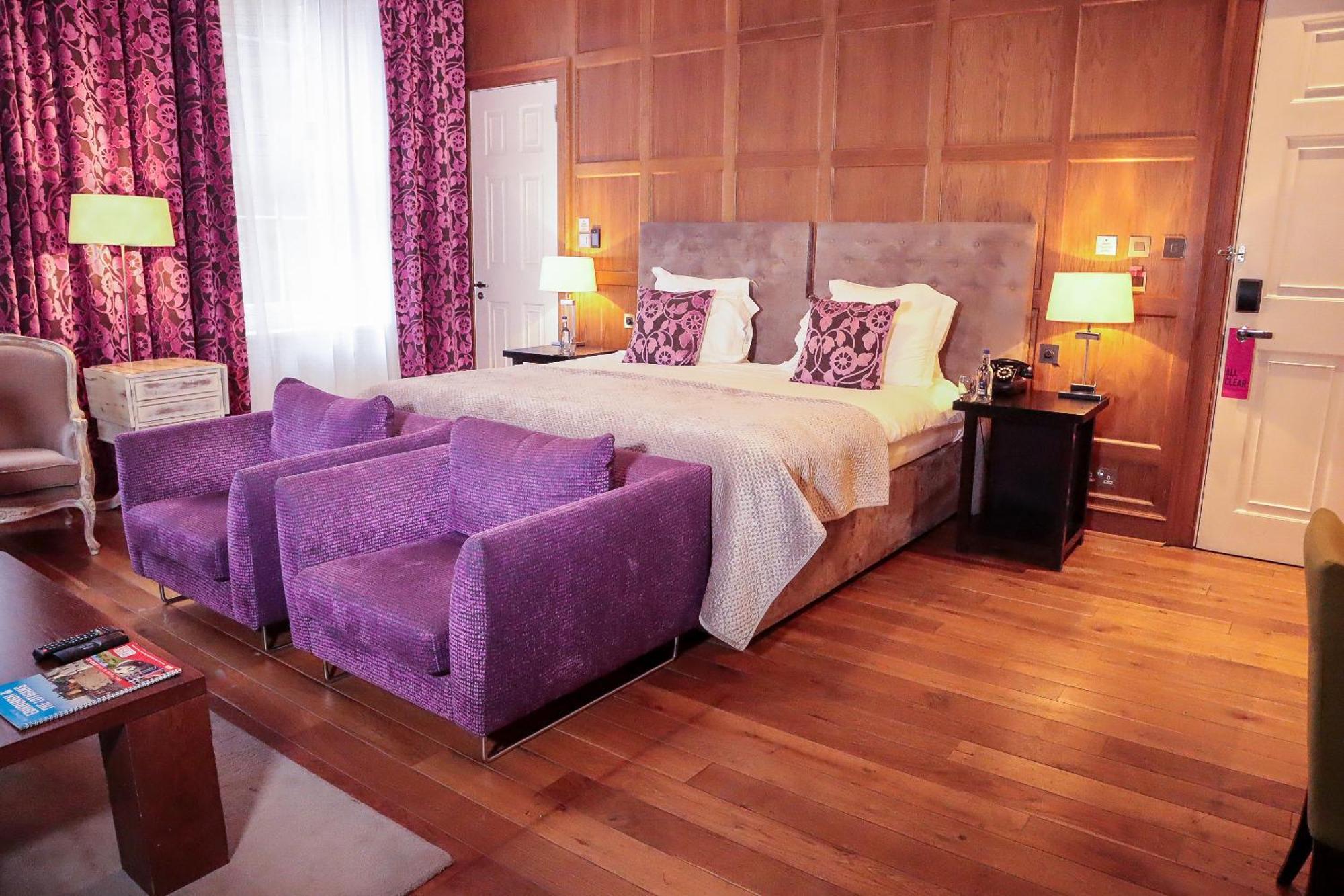 Mini Suite