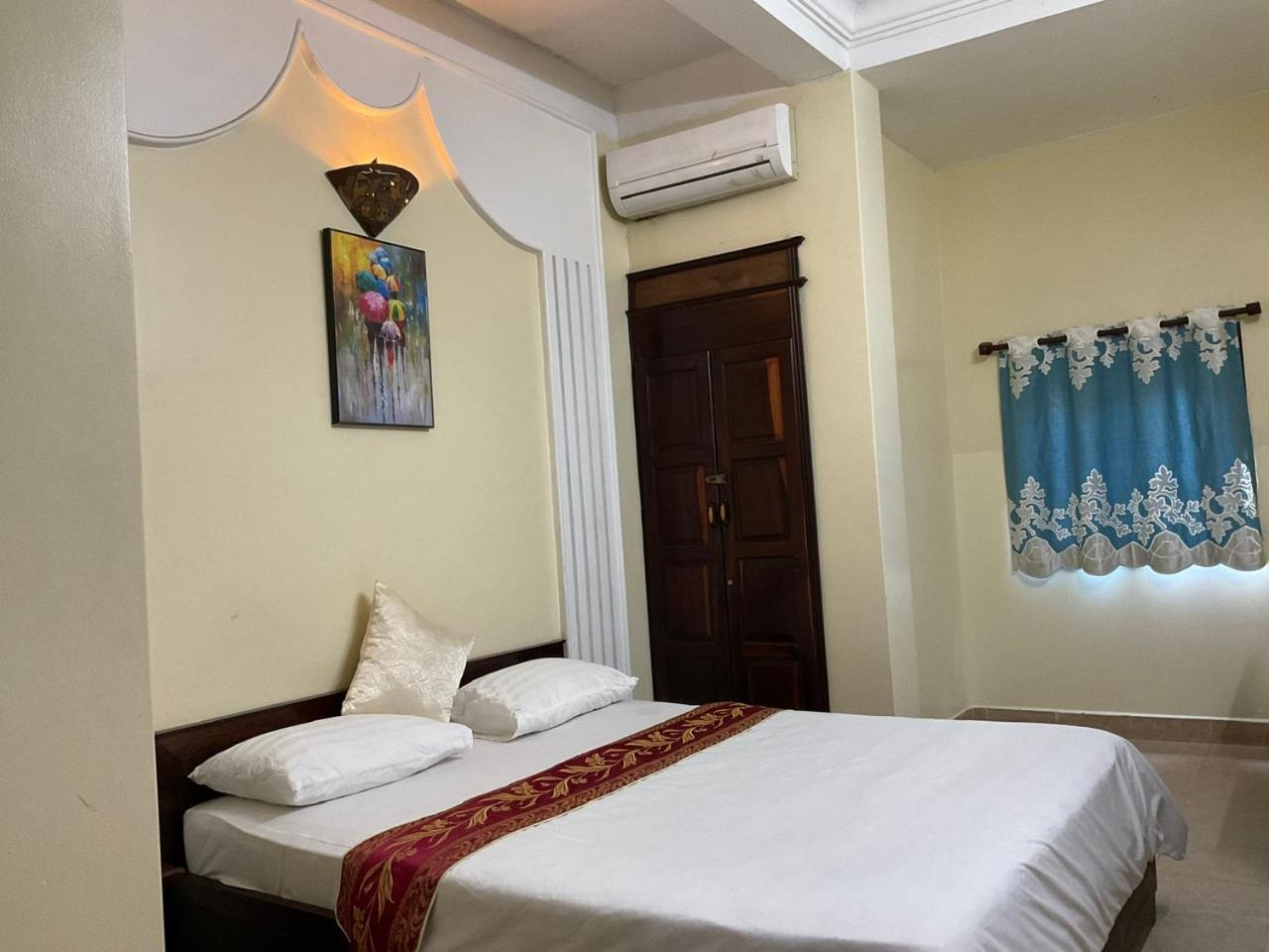 Superior Queen Room
