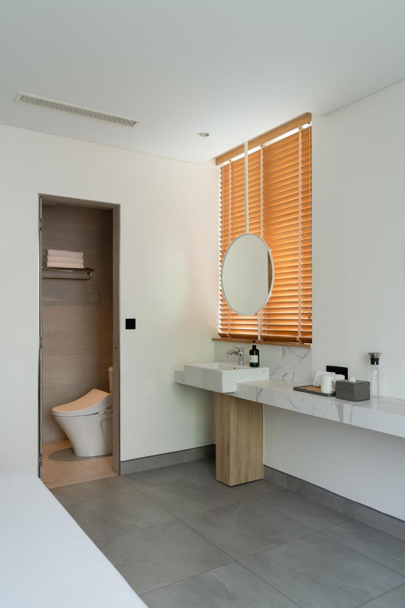 Triple Room City View