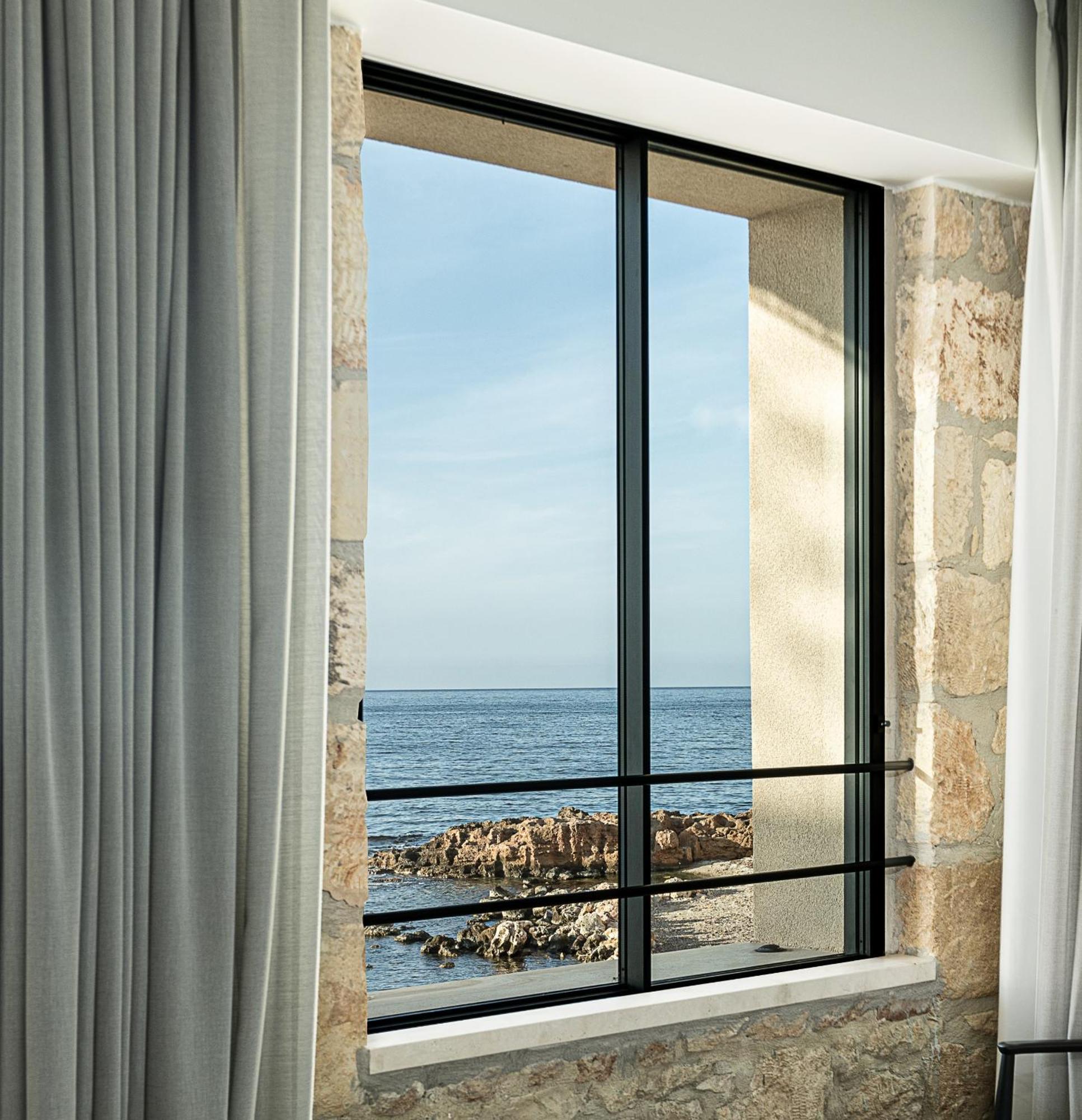 Family Suite Sea Front